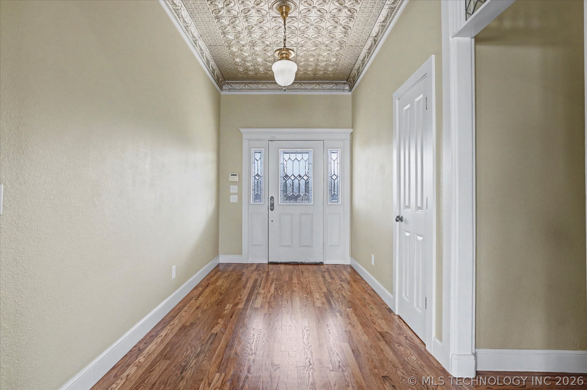 5892 W 33rd Street Property Photo 6