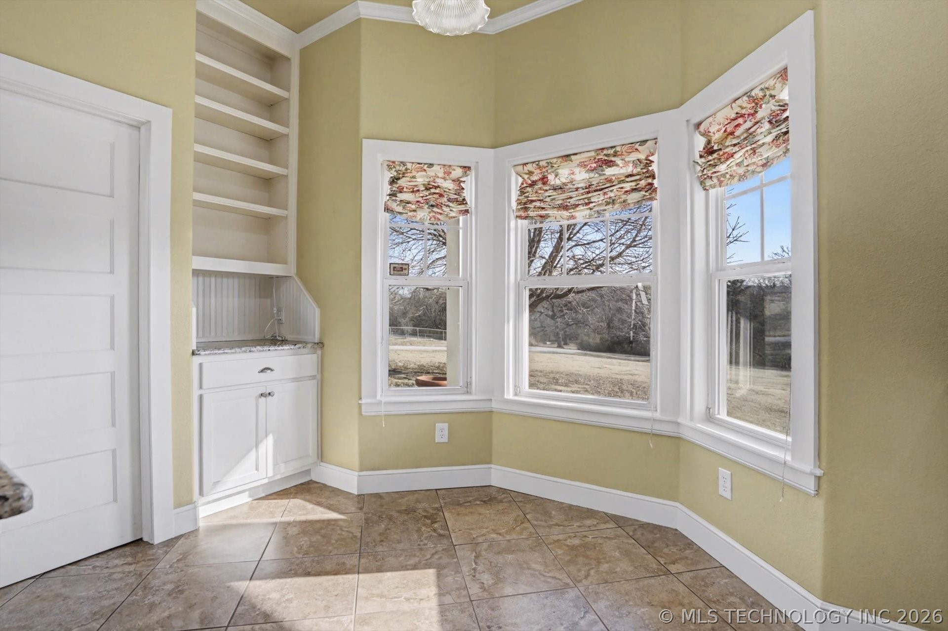 5892 W 33rd Street Property Photo 16