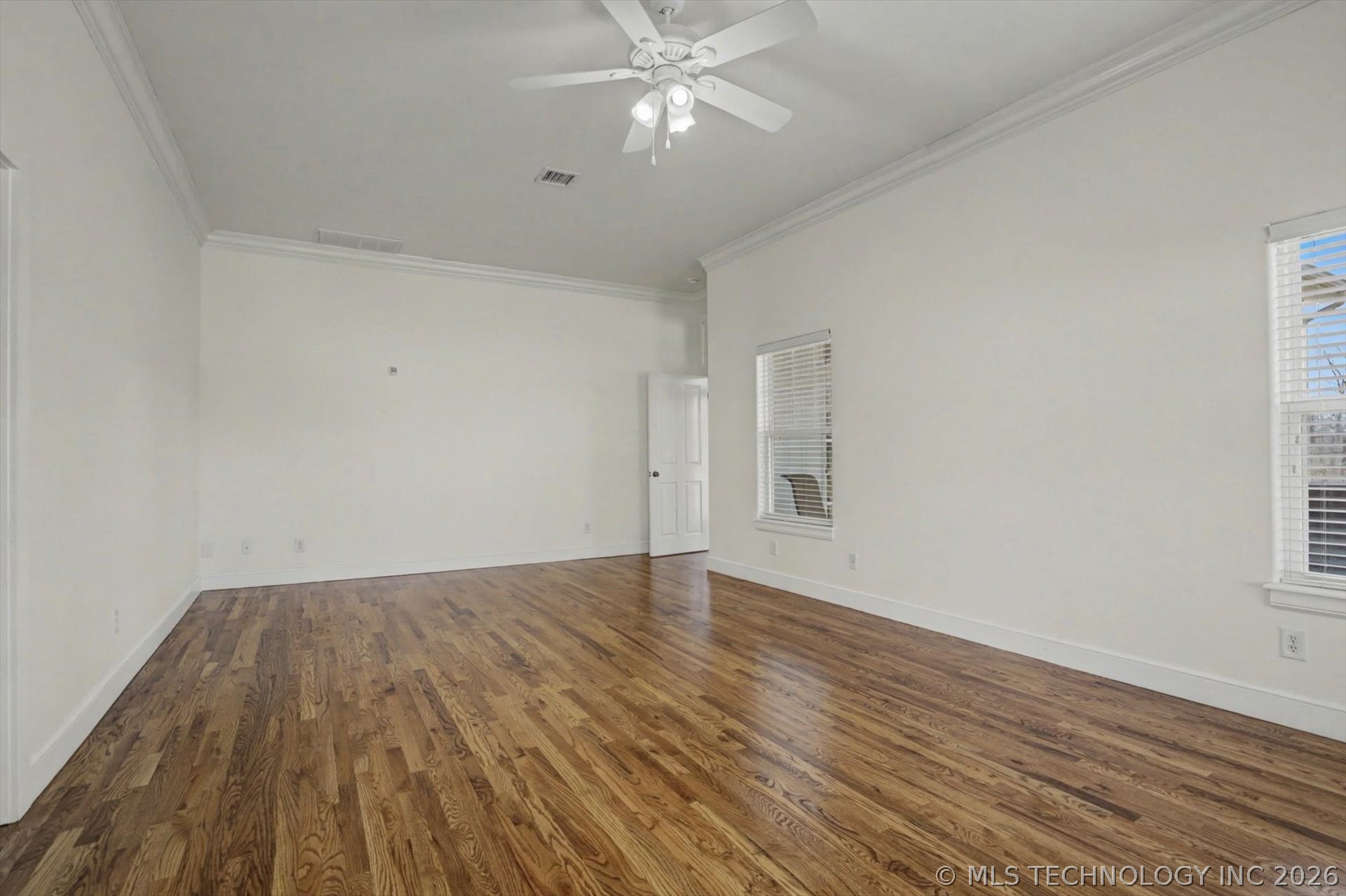 5892 W 33rd Street Property Photo 20