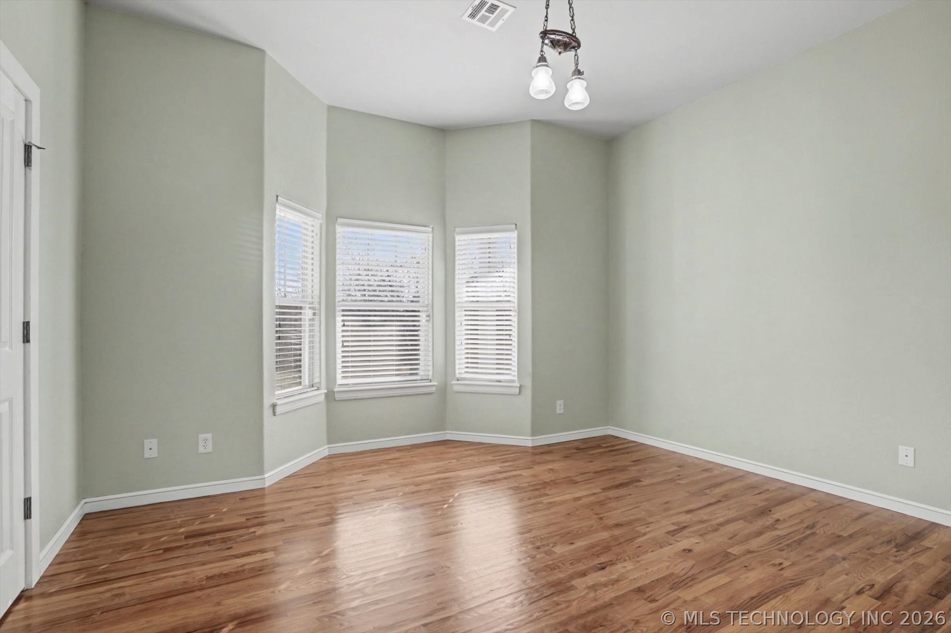 5892 W 33rd Street Property Photo 25