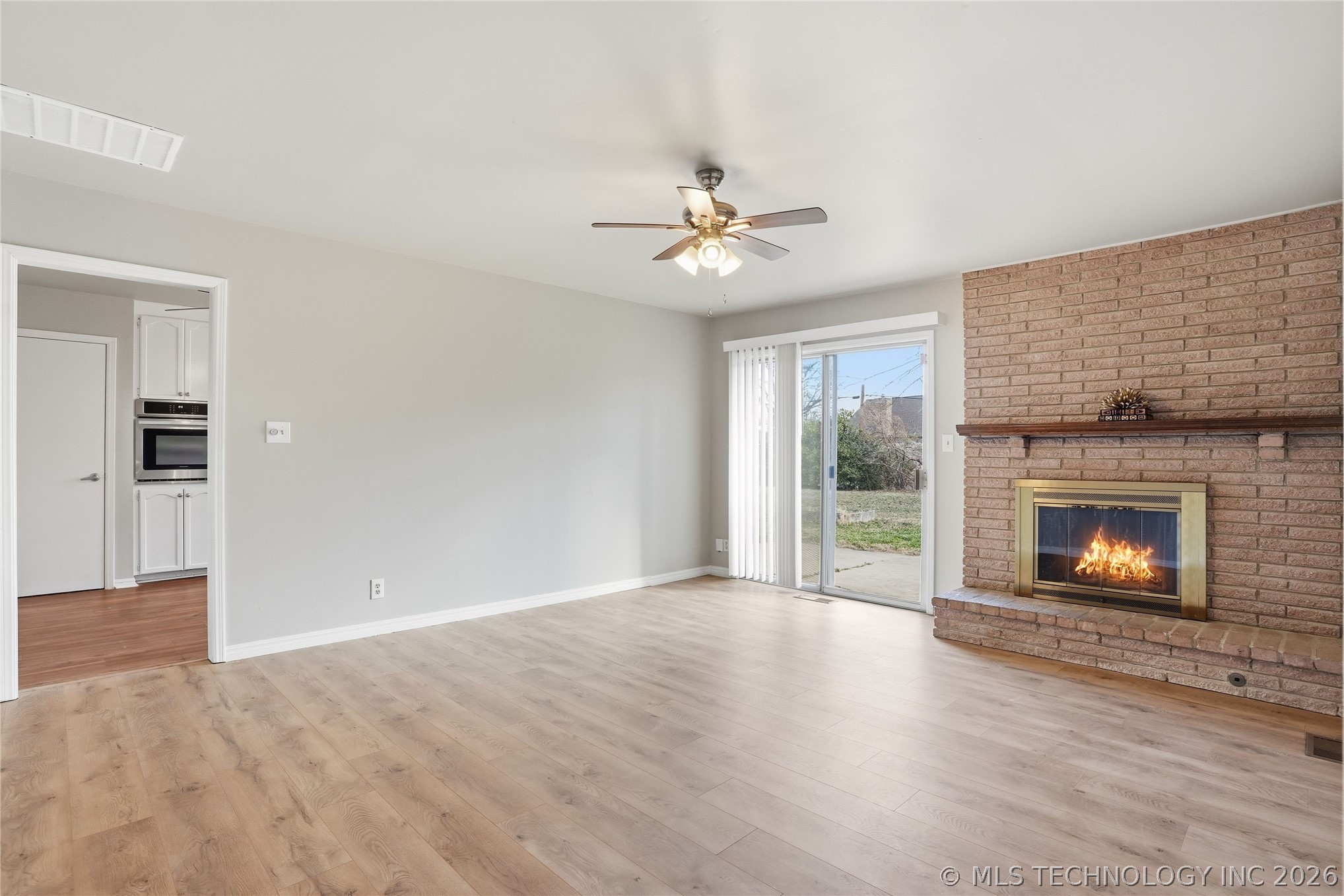 1611 S 116th East Avenue Property Photo 7