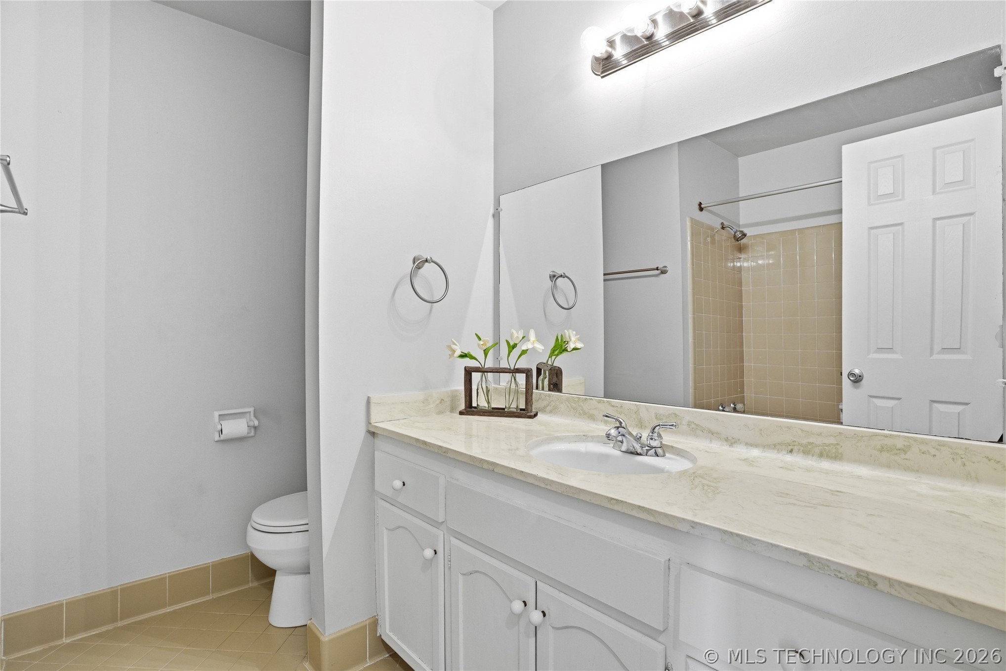 1611 S 116th East Avenue Property Photo 22