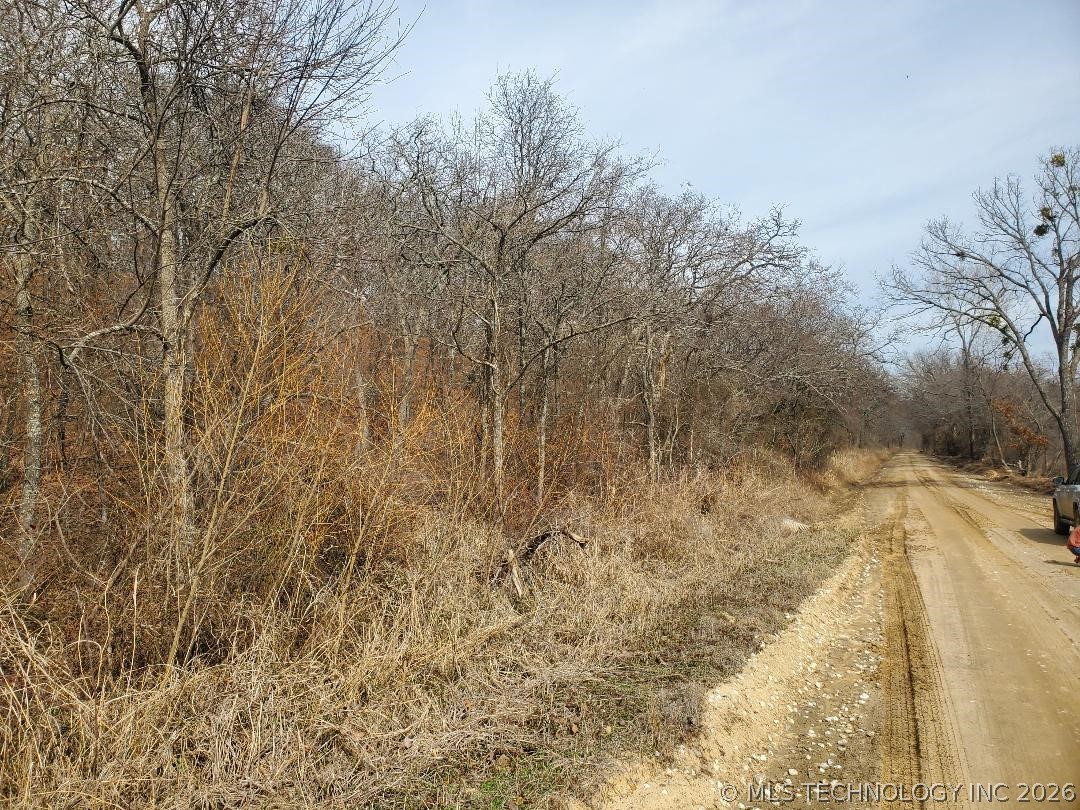 383000 E 1160 Road Property Photo 3