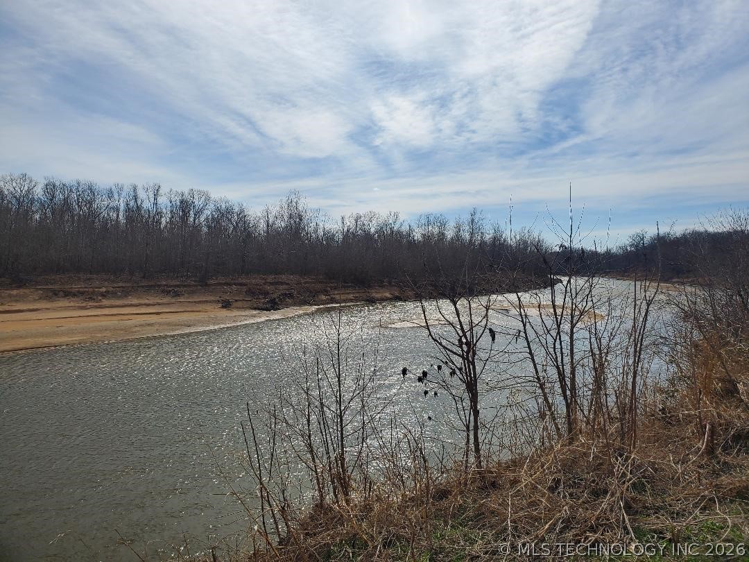383000 E 1160 Road Property Photo 10