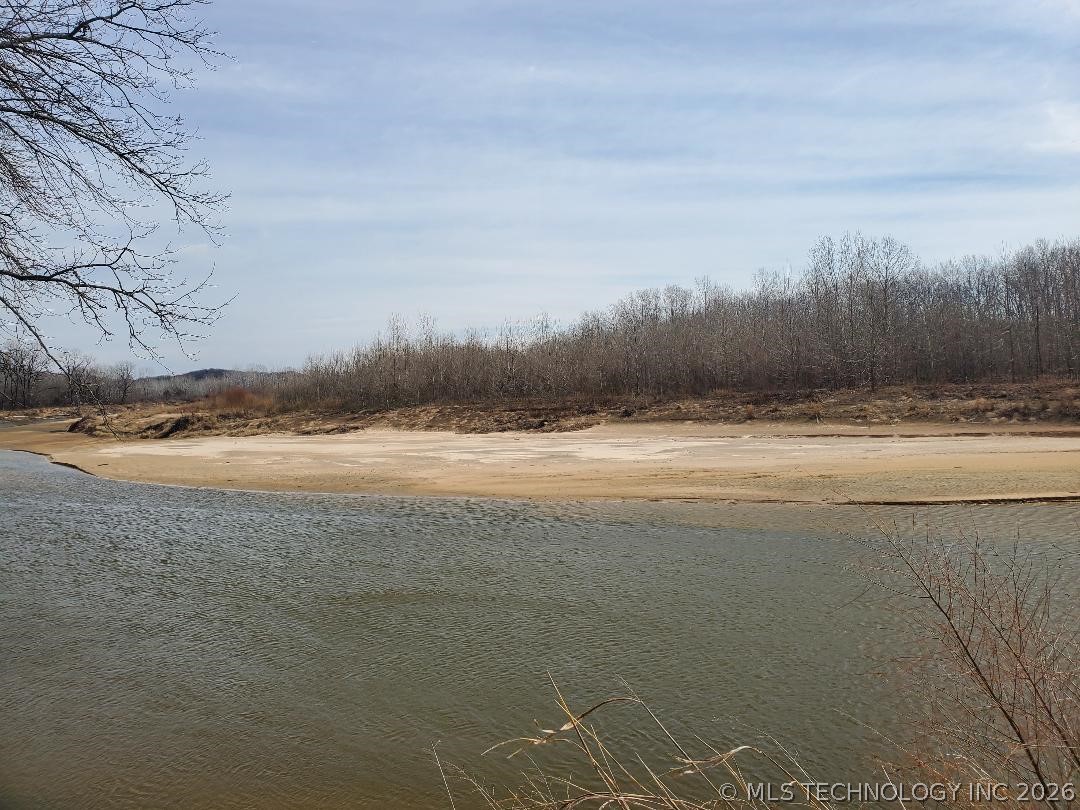 383000 E 1160 Road Property Photo 11