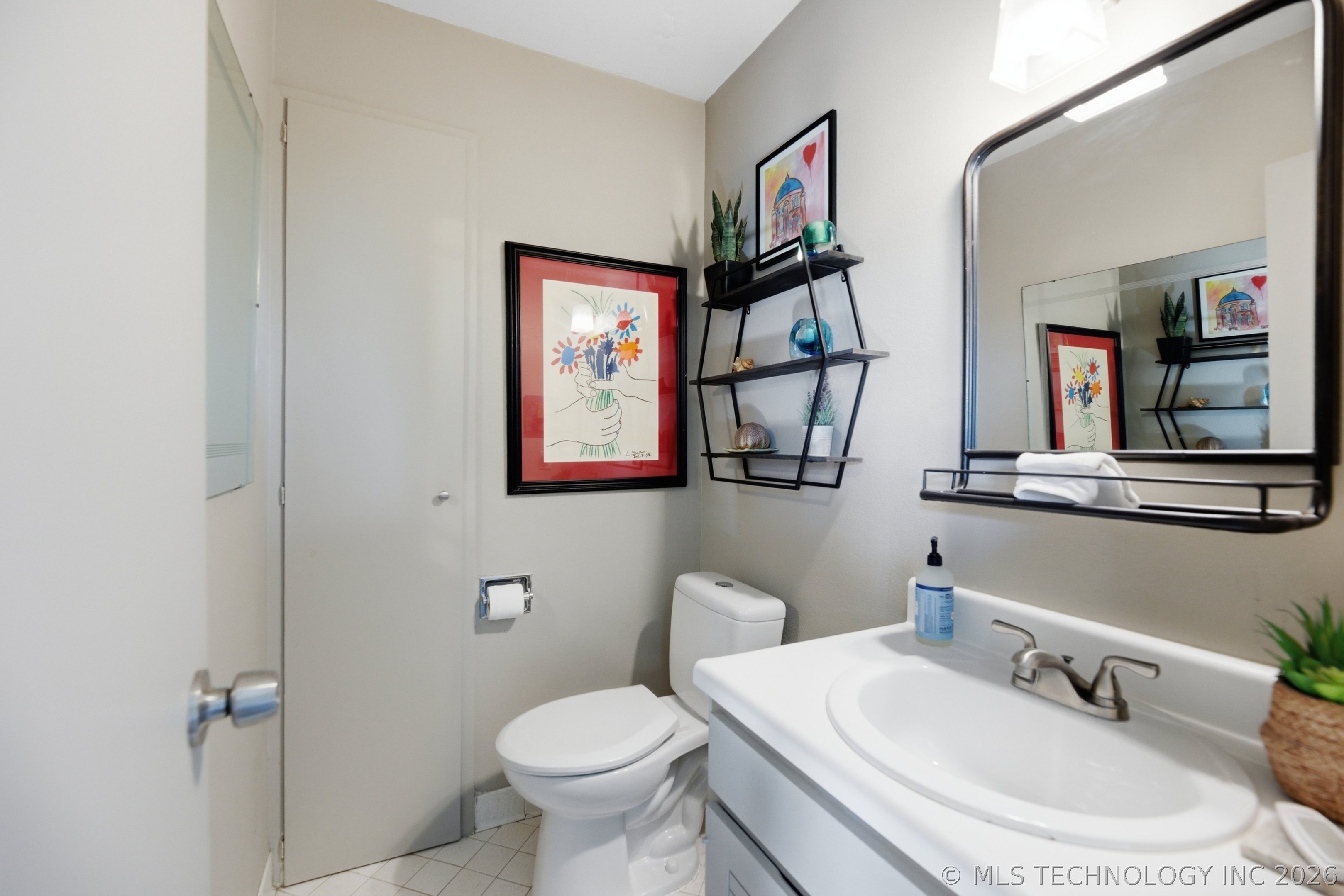 3701 Riverside Drive 6 Property Photo 11