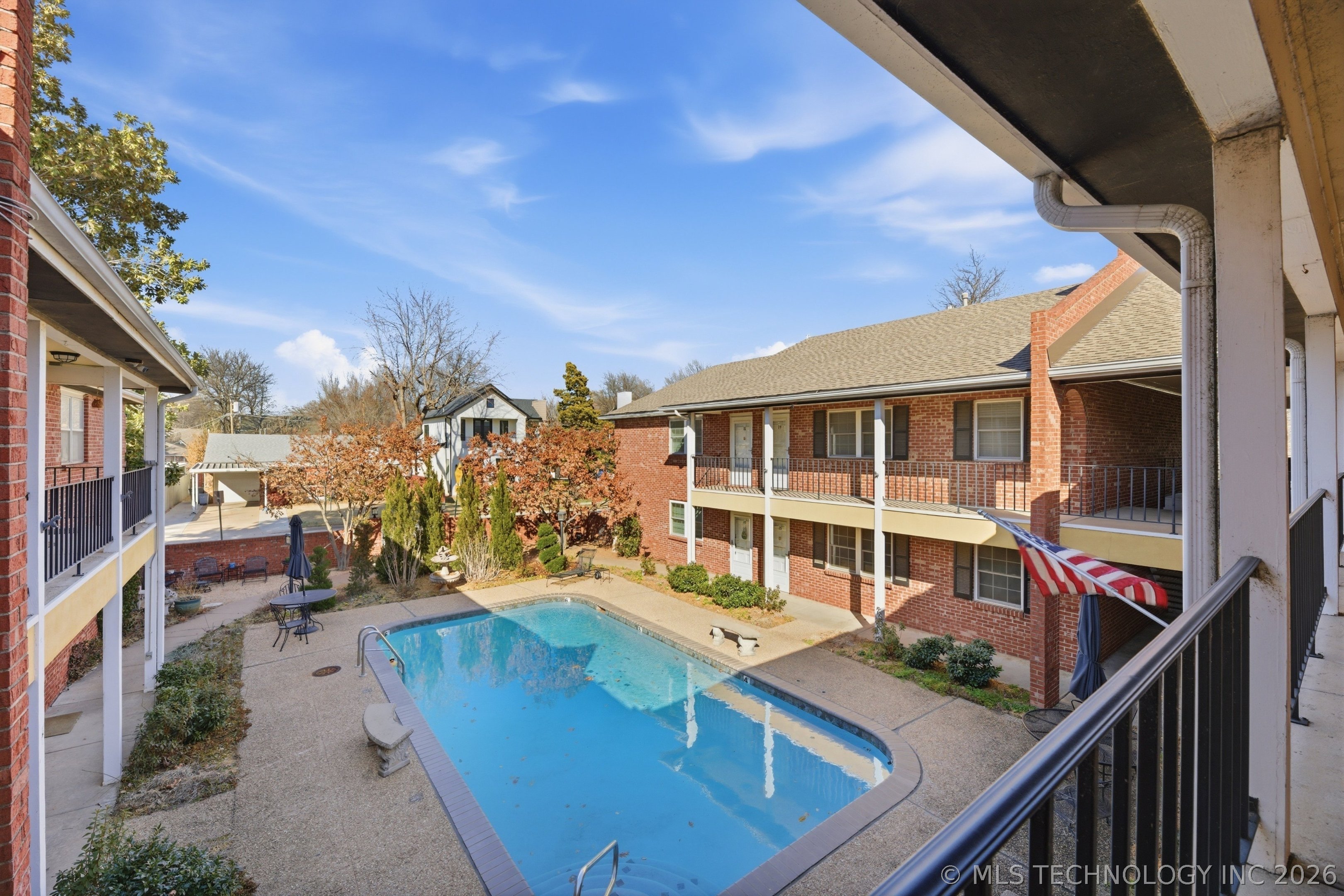 3701 Riverside Drive 6 Property Photo 18