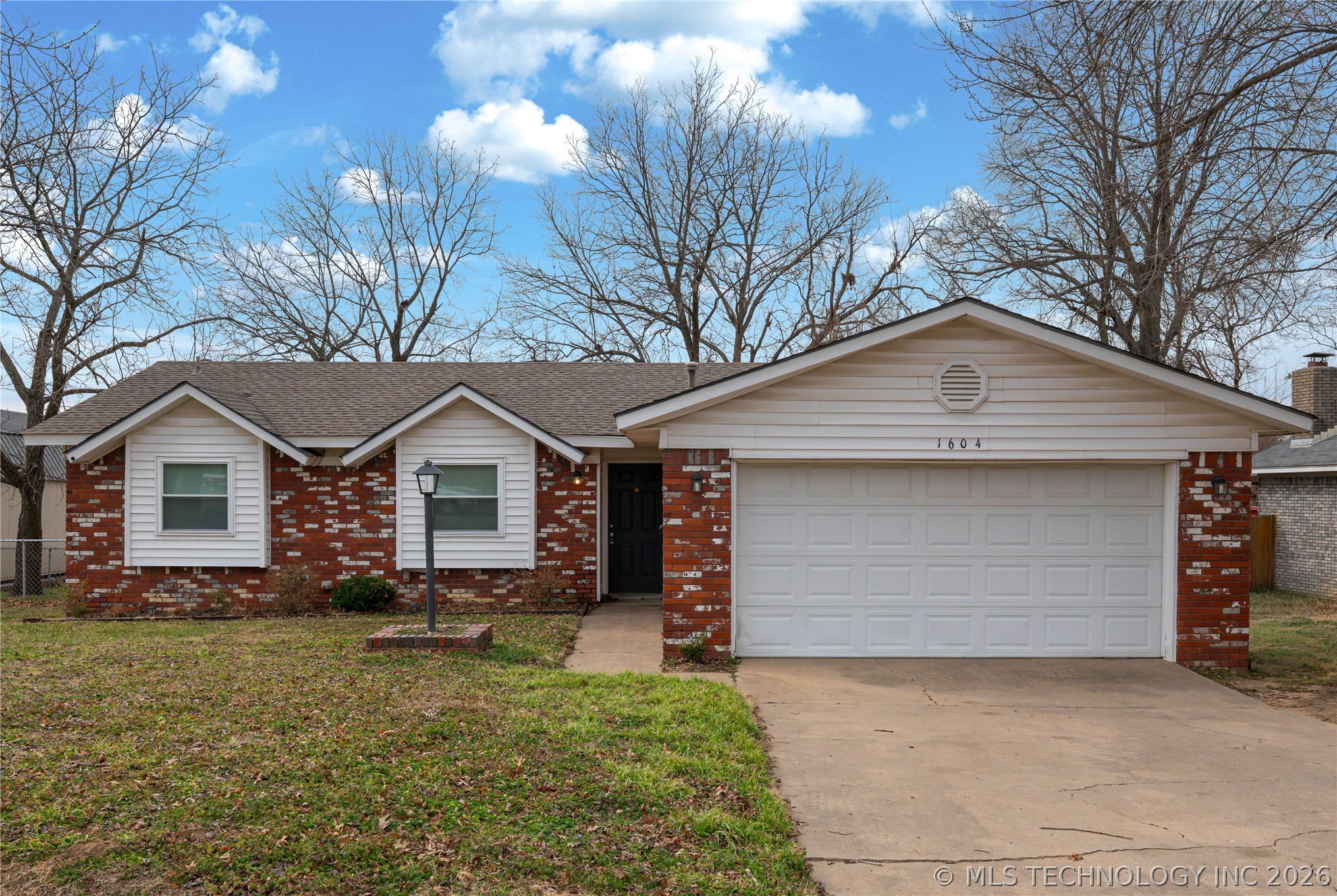 1604 N Atlanta Street Property Photo 1