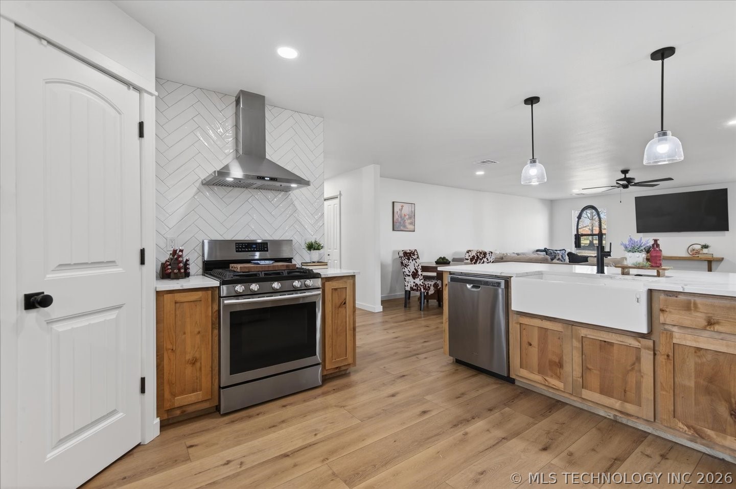 116 Carlyle Road Property Photo 9