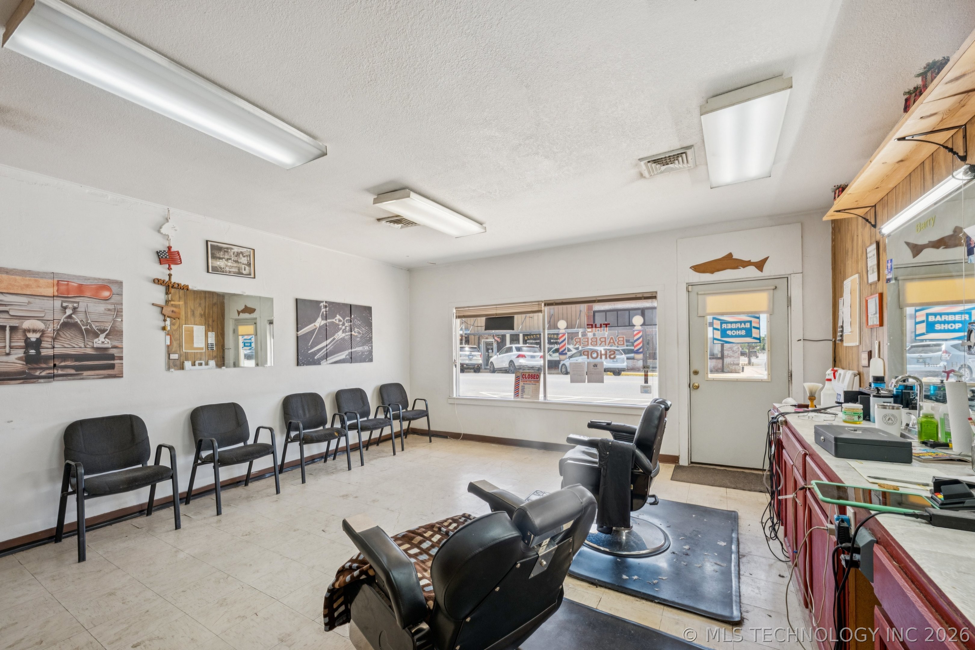 139 S Broadway Street Property Photo 7
