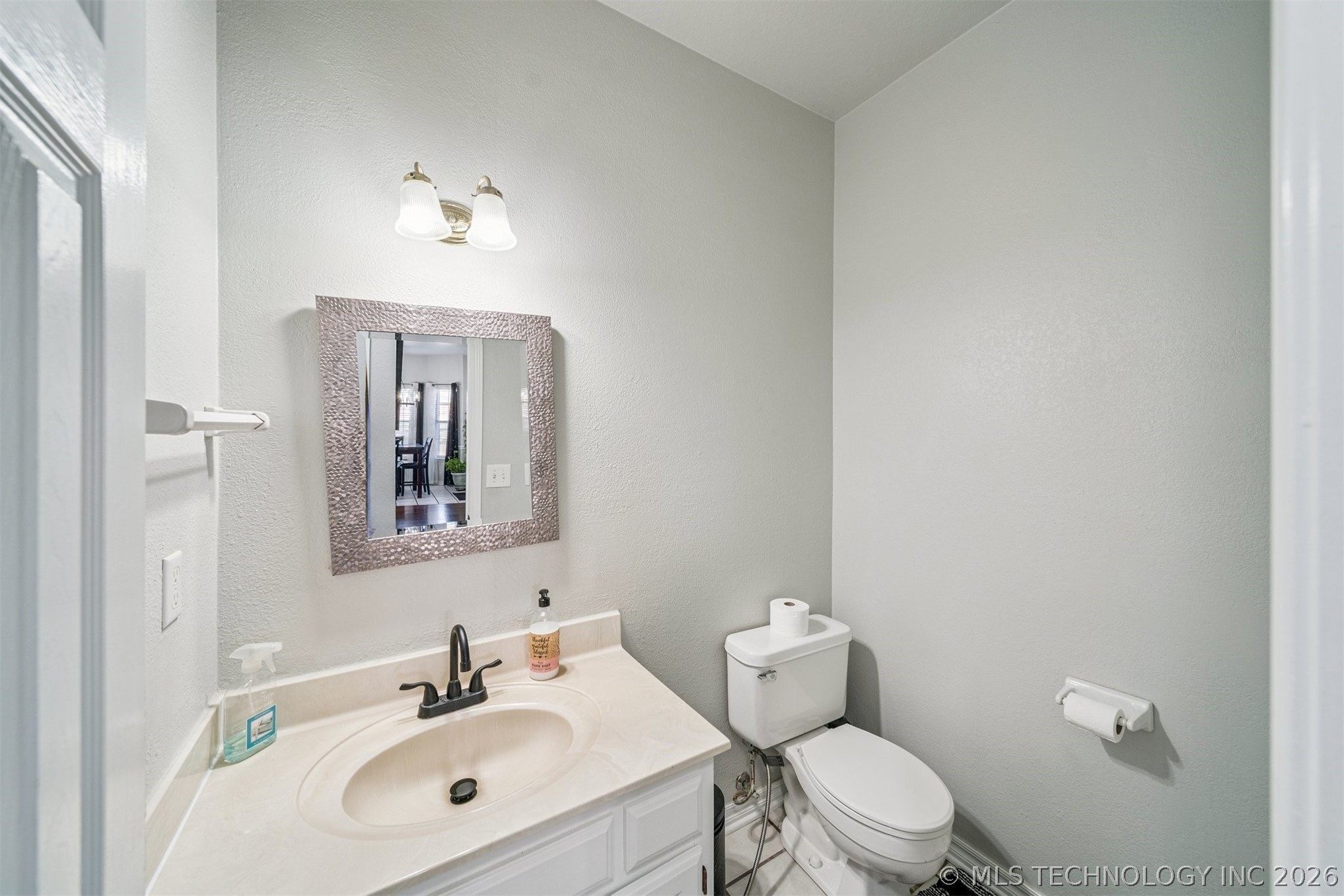 1301 N Willow Avenue Property Photo 20