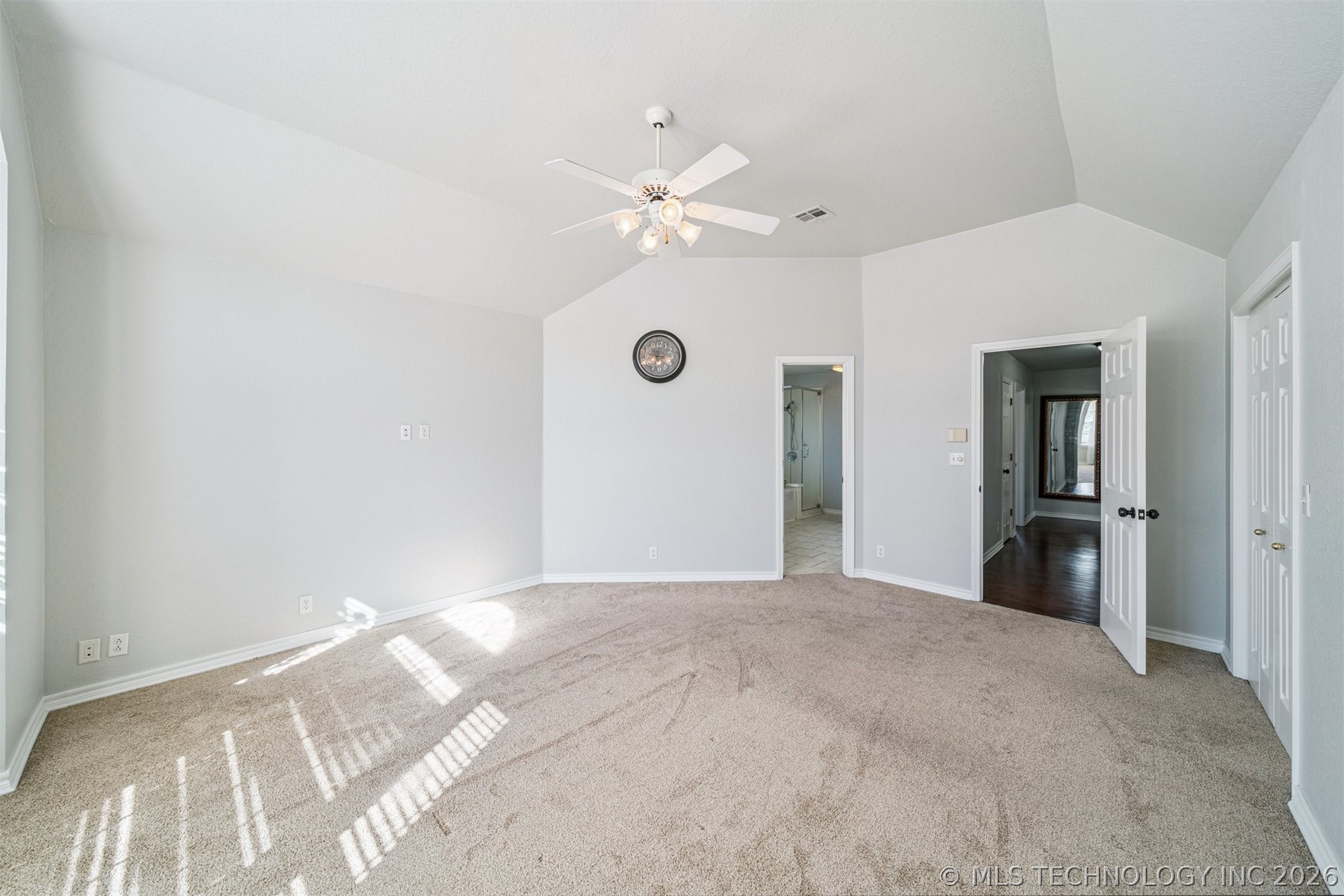 1301 N Willow Avenue Property Photo 25