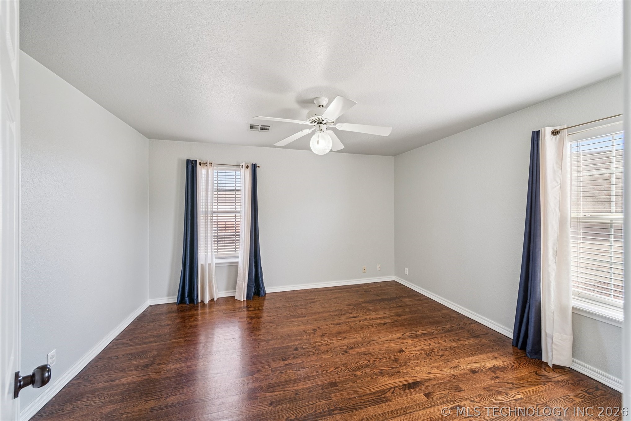 1301 N Willow Avenue Property Photo 29