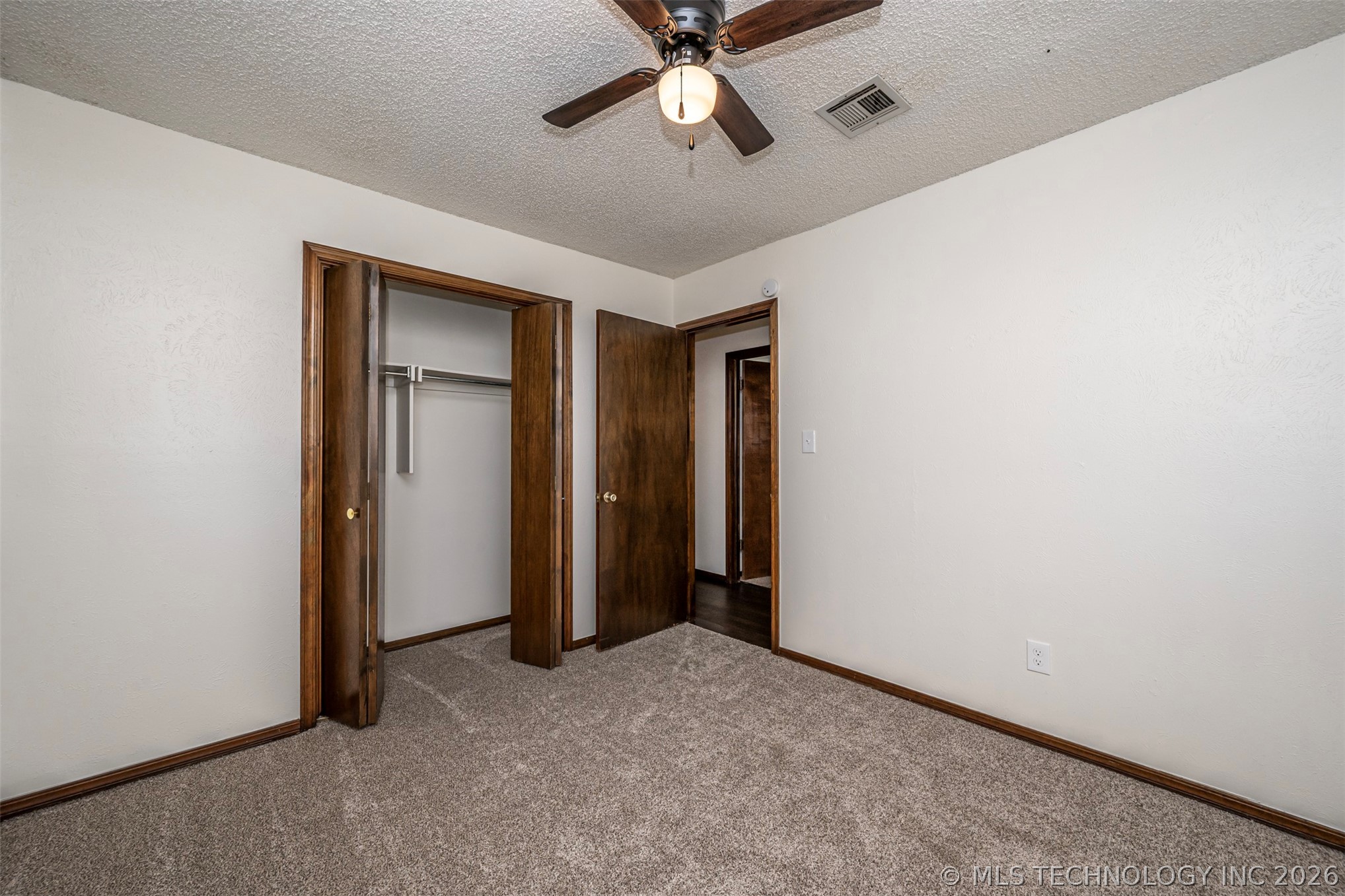 904 W 24th Street Property Photo 7