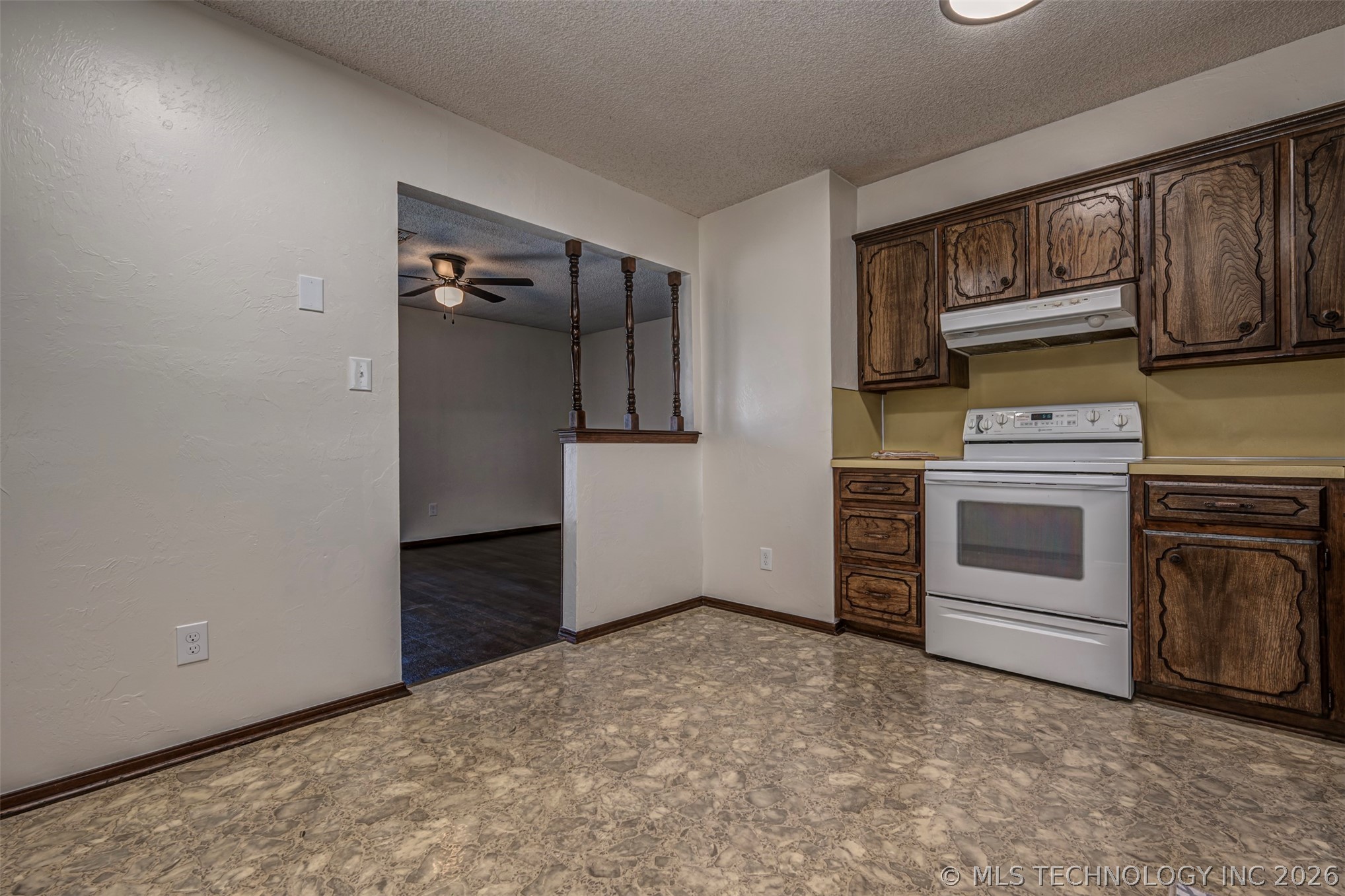 904 W 24th Street Property Photo 12