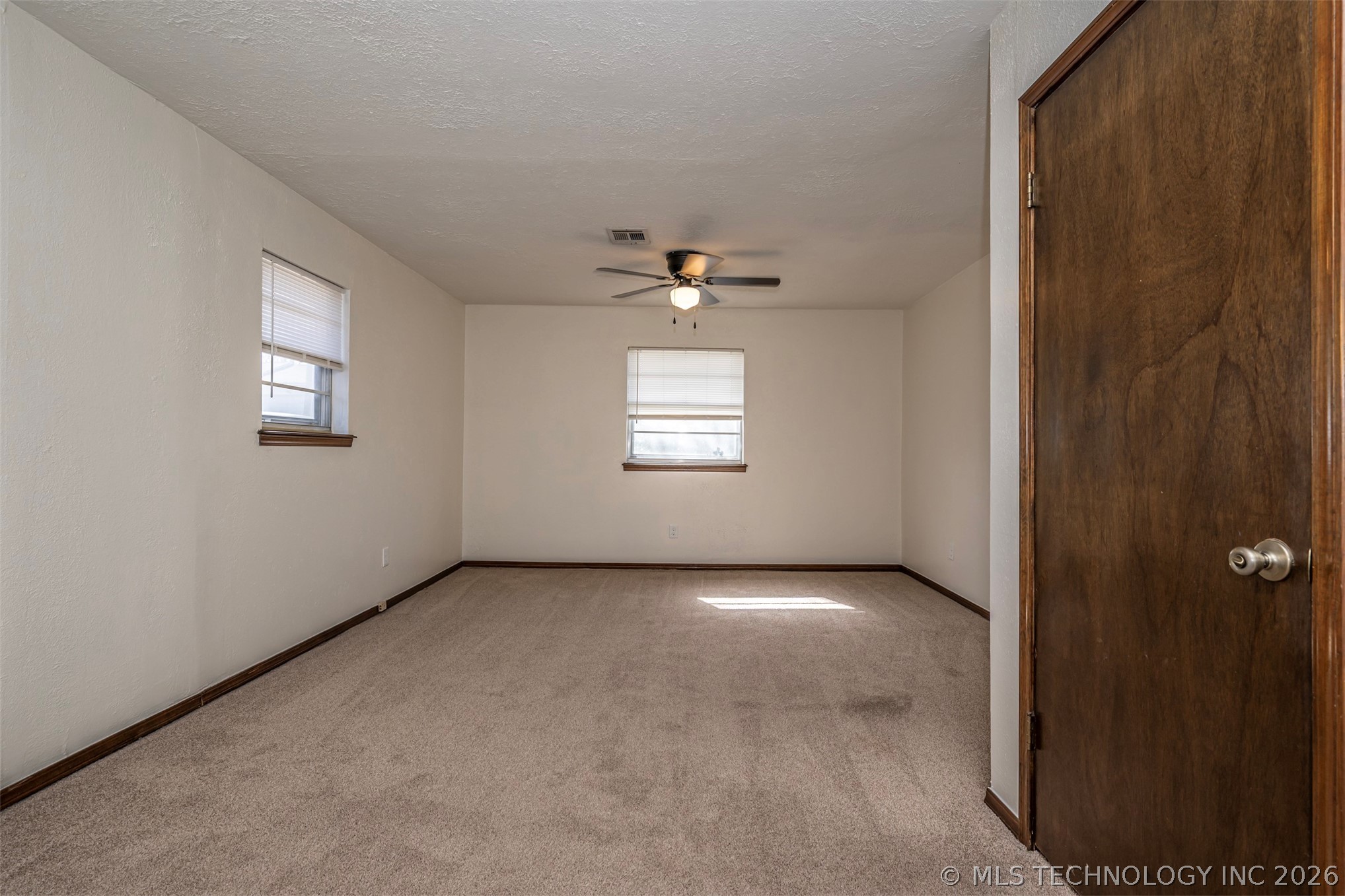 904 W 24th Street Property Photo 22