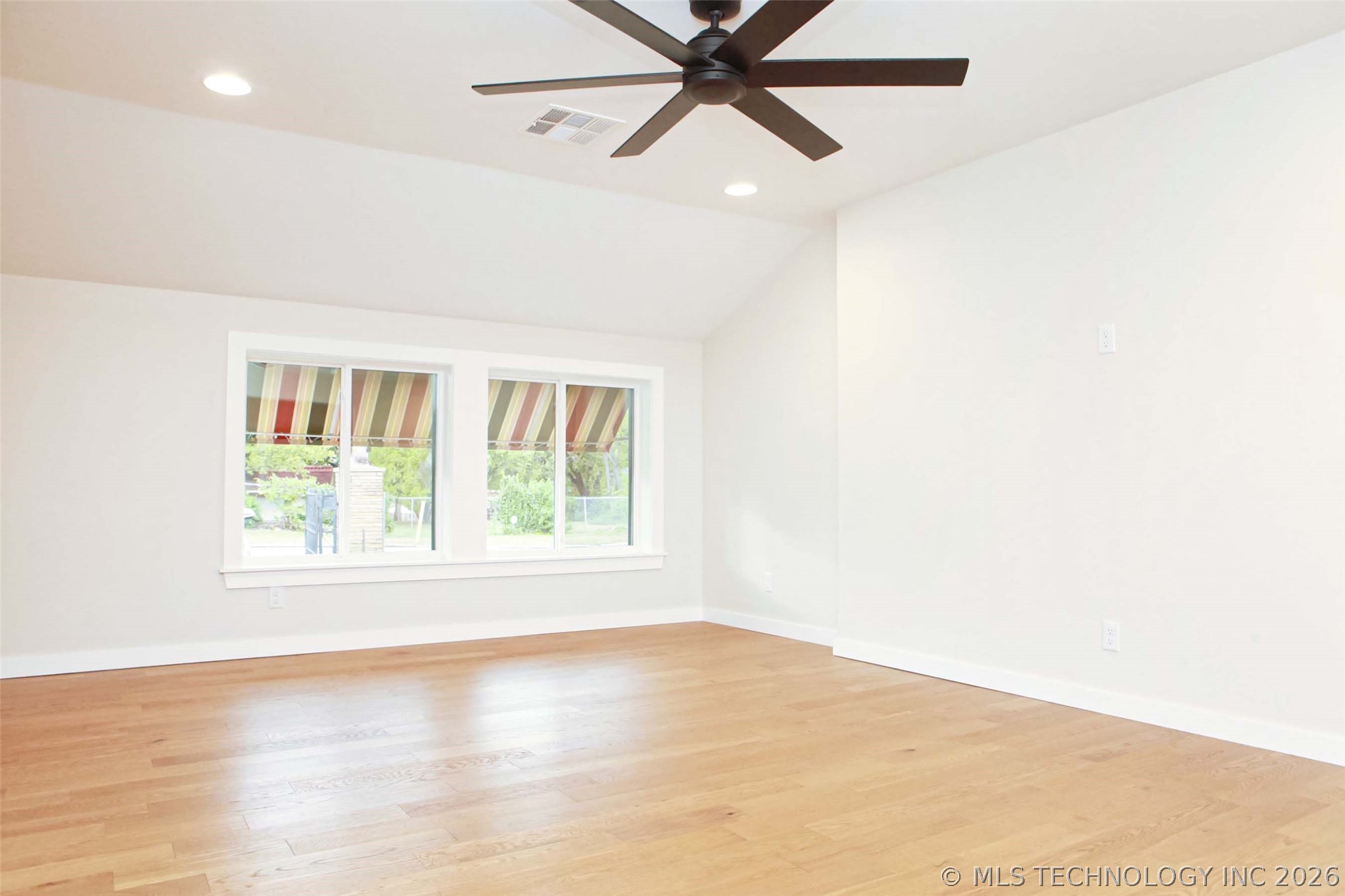 2211 N Denver Place Property Photo 25
