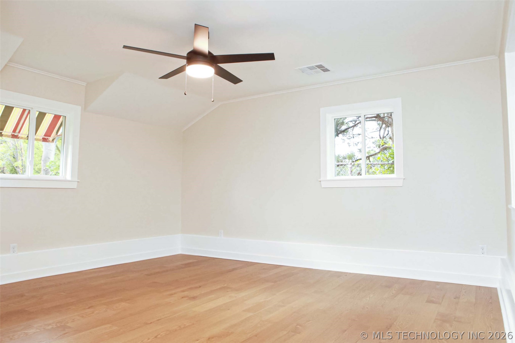 2211 N Denver Place Property Photo 28