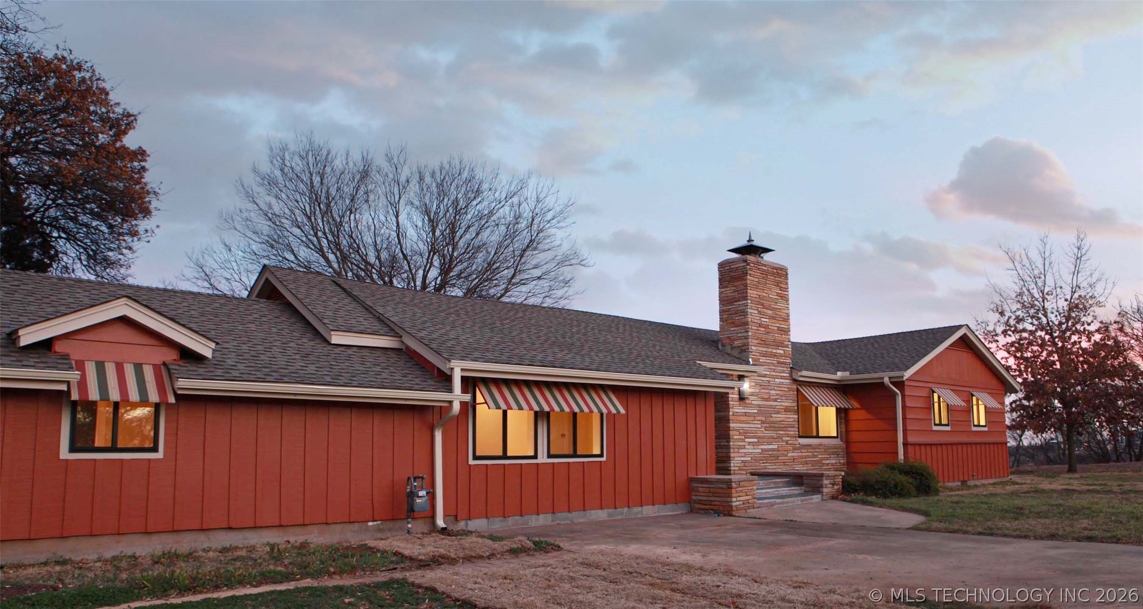 2211 N Denver Place Property Photo 47