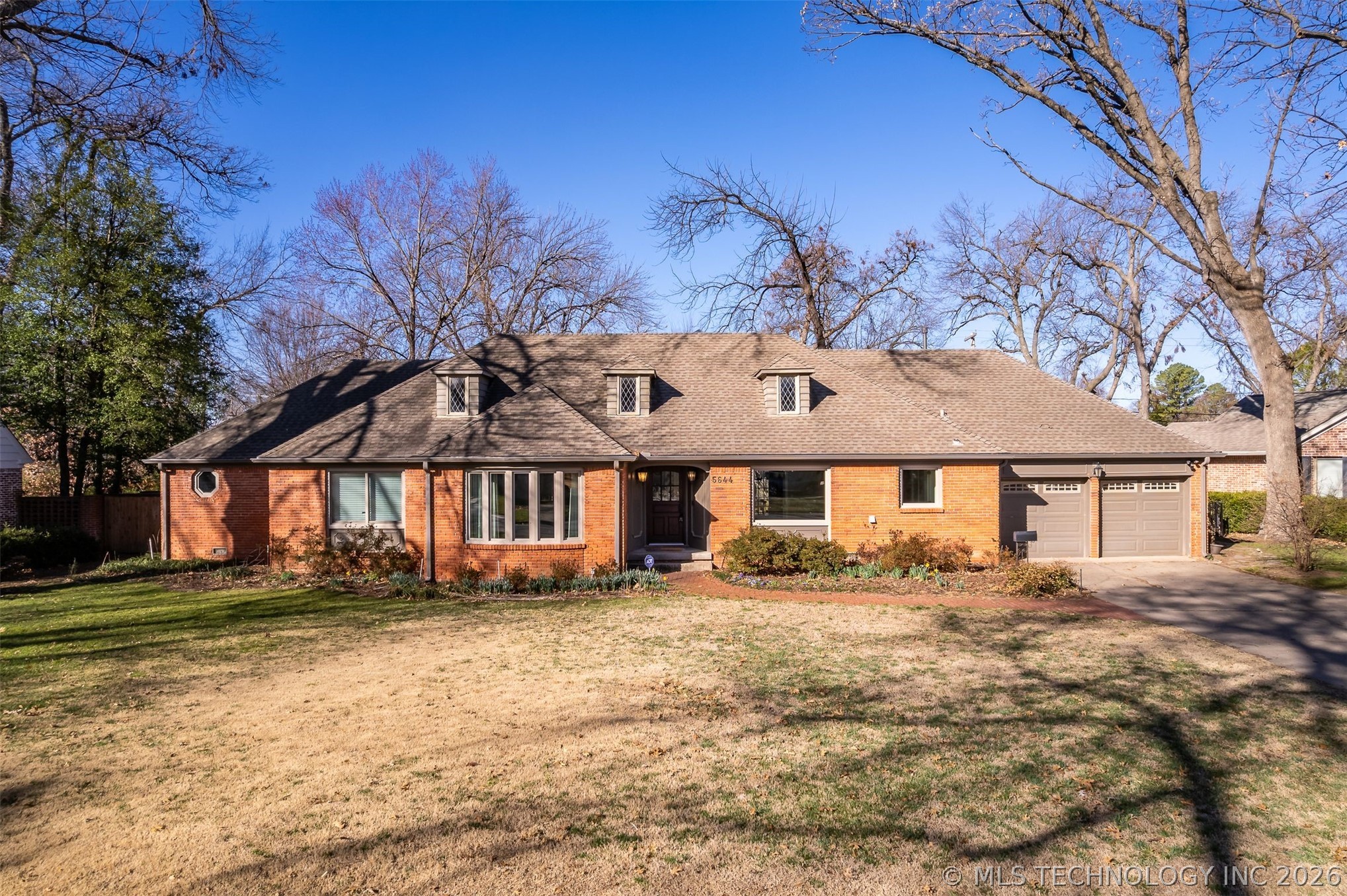 5644 S Delaware Avenue Property Photo 1