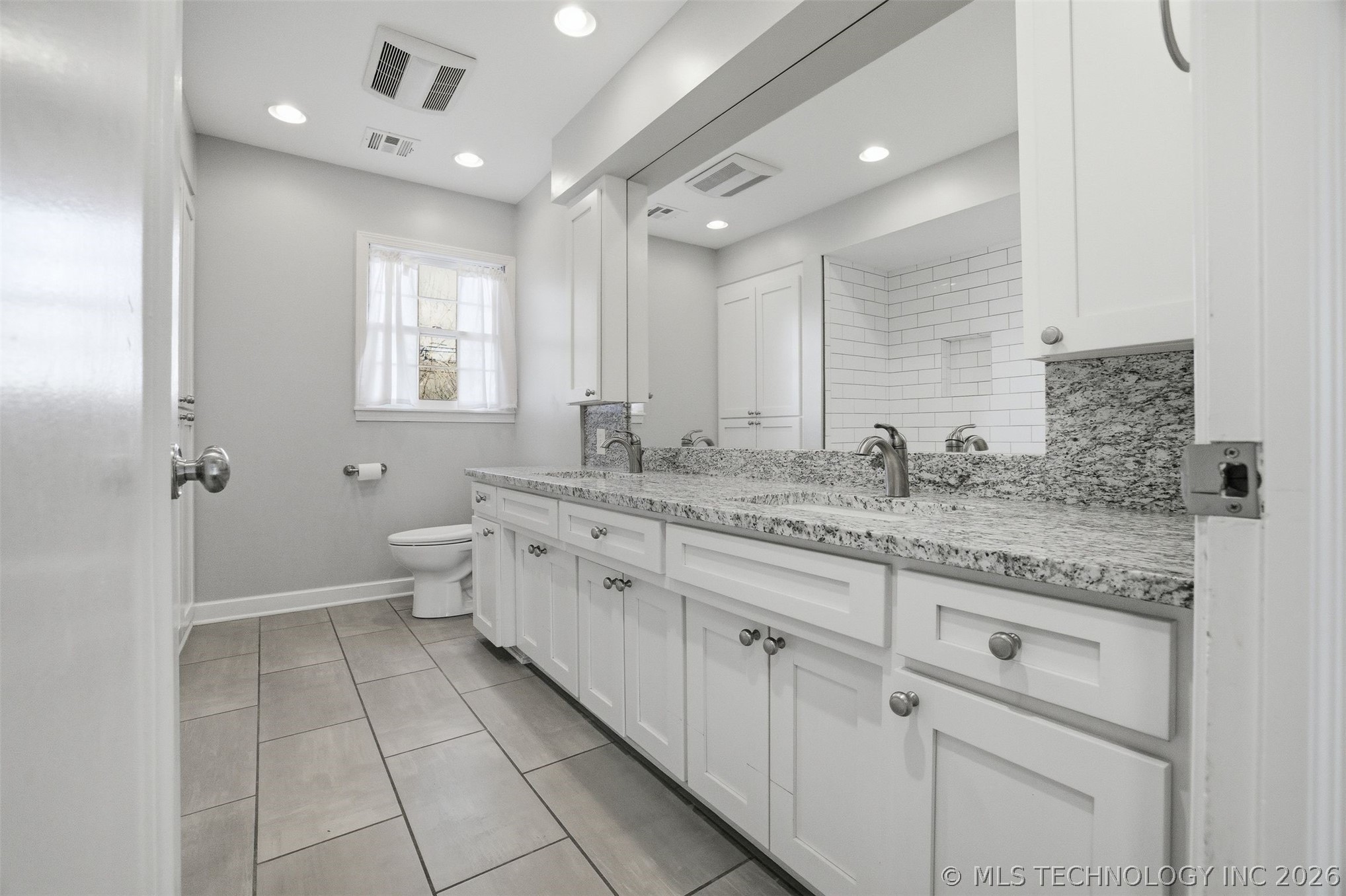 5644 S Delaware Avenue Property Photo 33