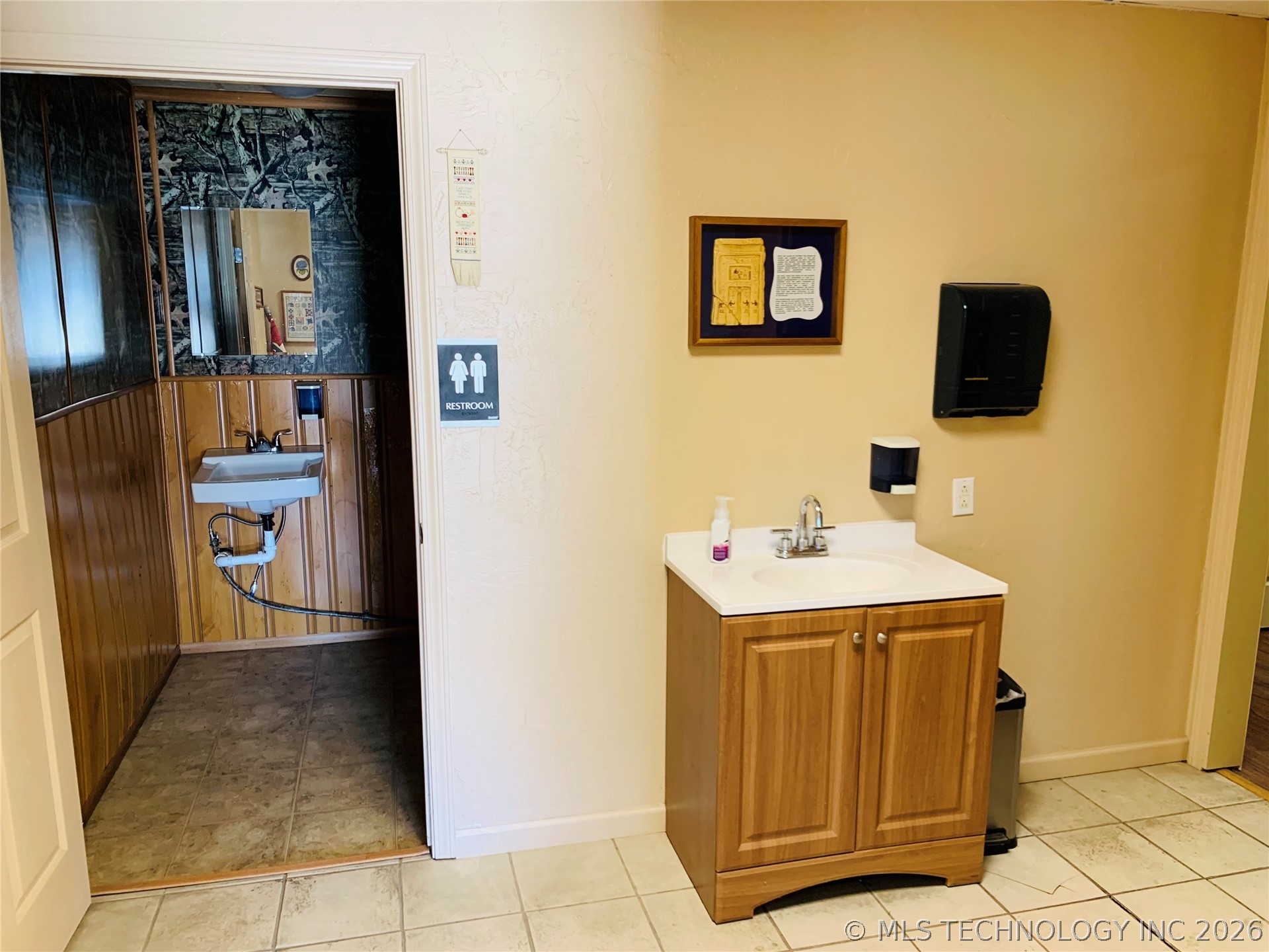 322 W Main Street Property Photo 19