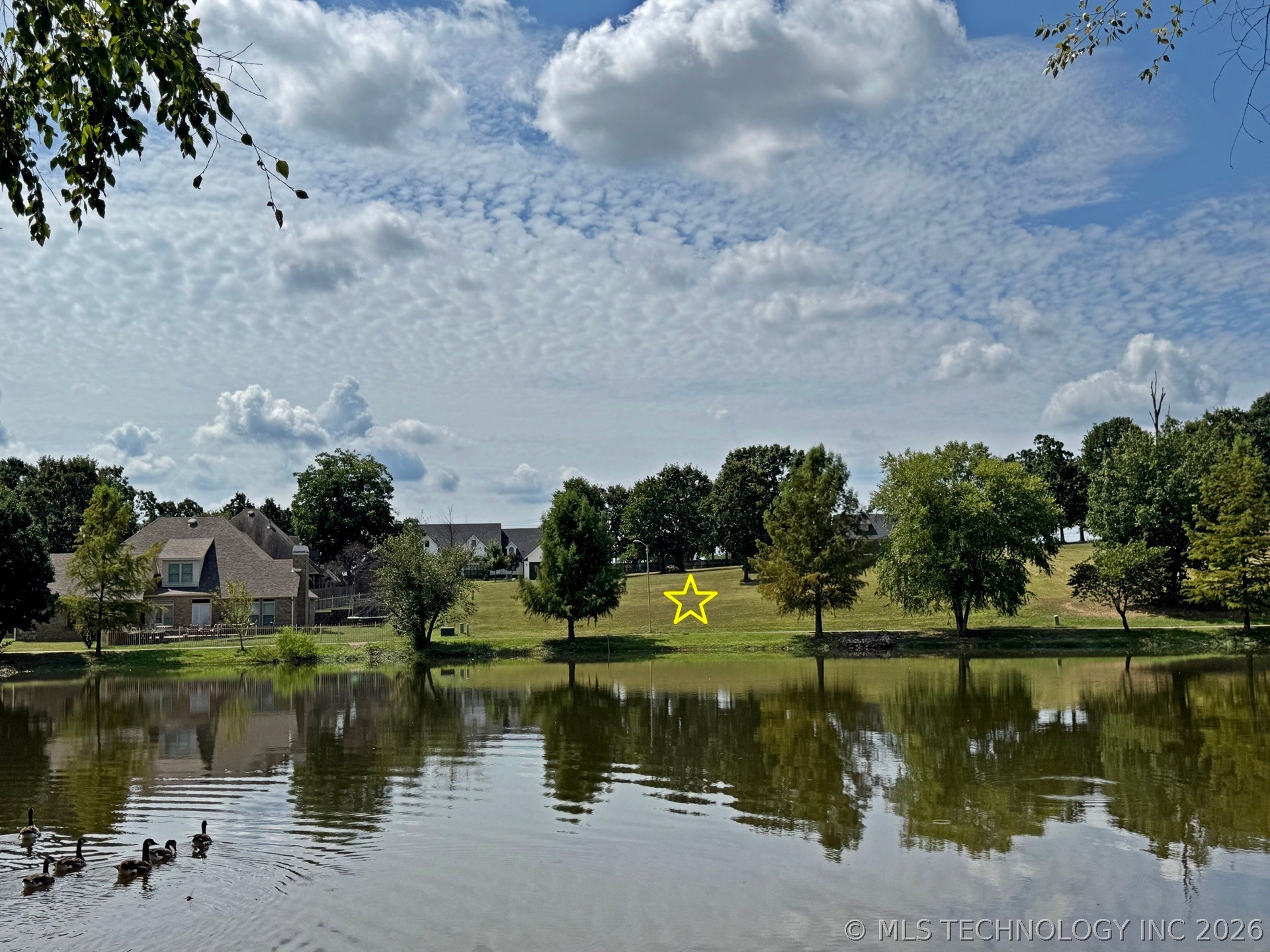 780 W Southlake Drive Property Photo 19