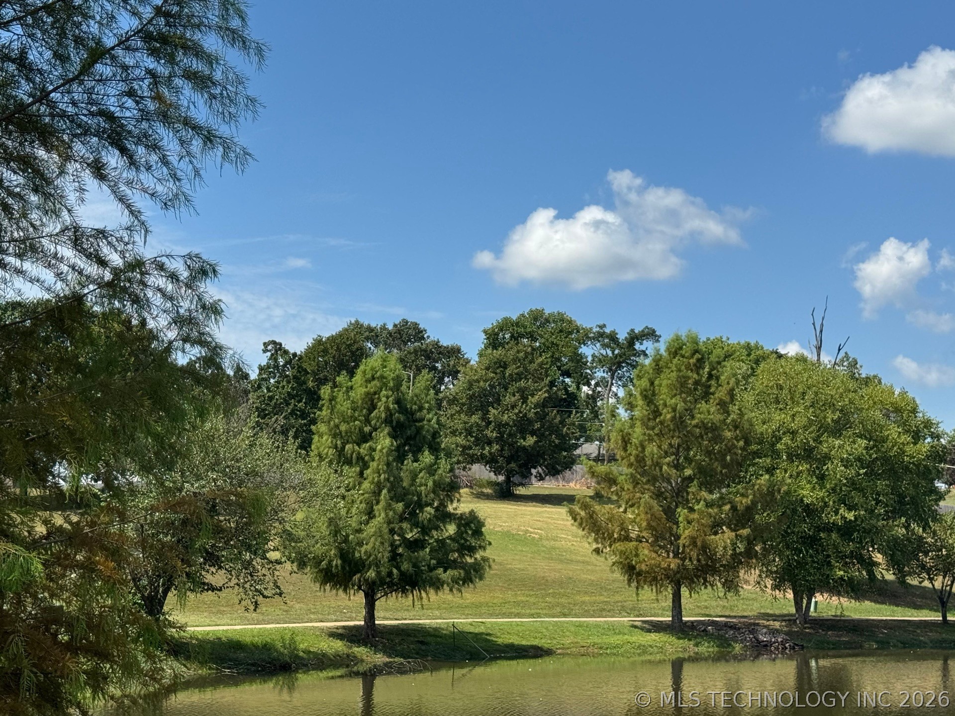 780 W Southlake Drive Property Photo 22