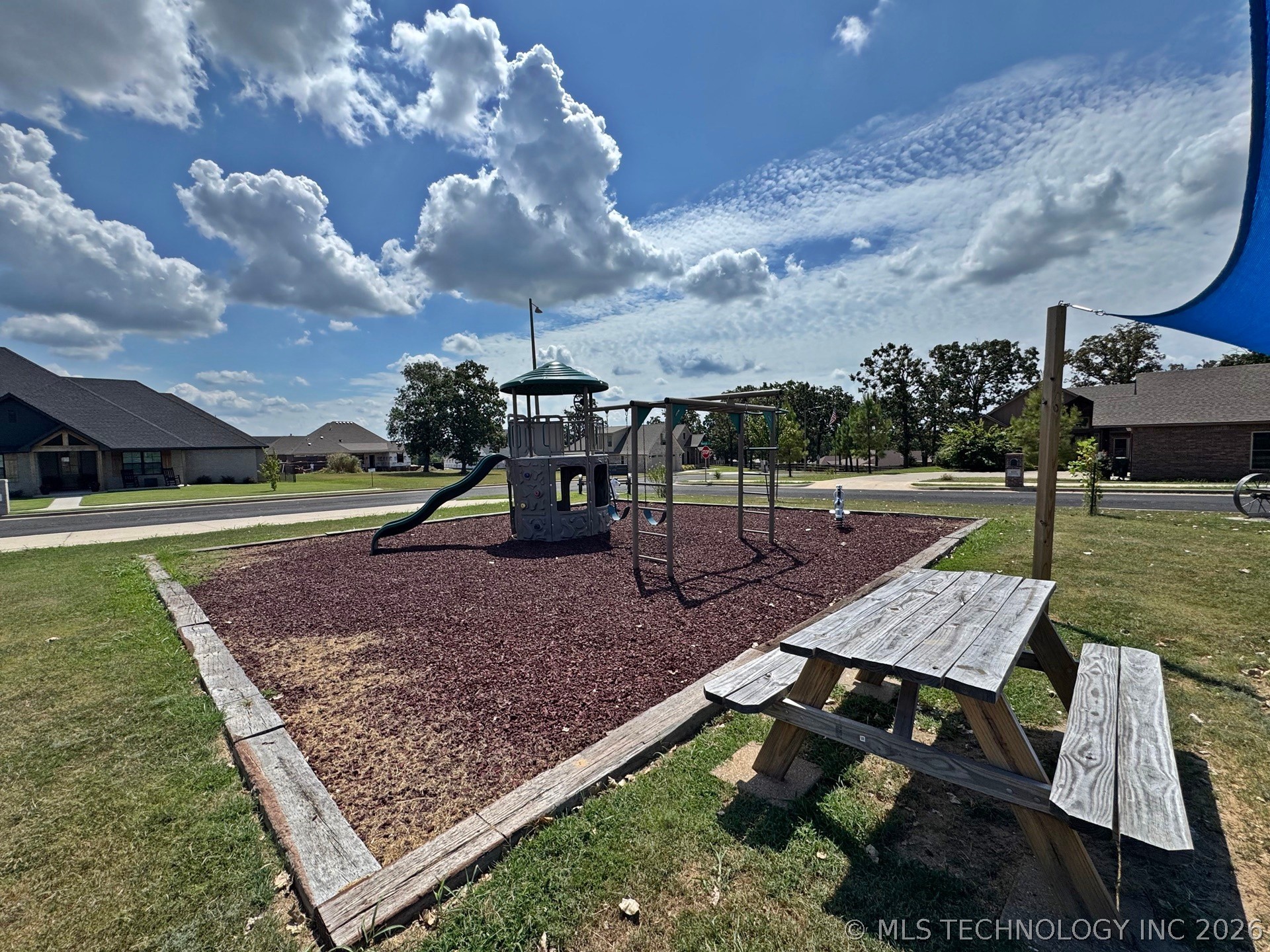 780 W Southlake Drive Property Photo 35
