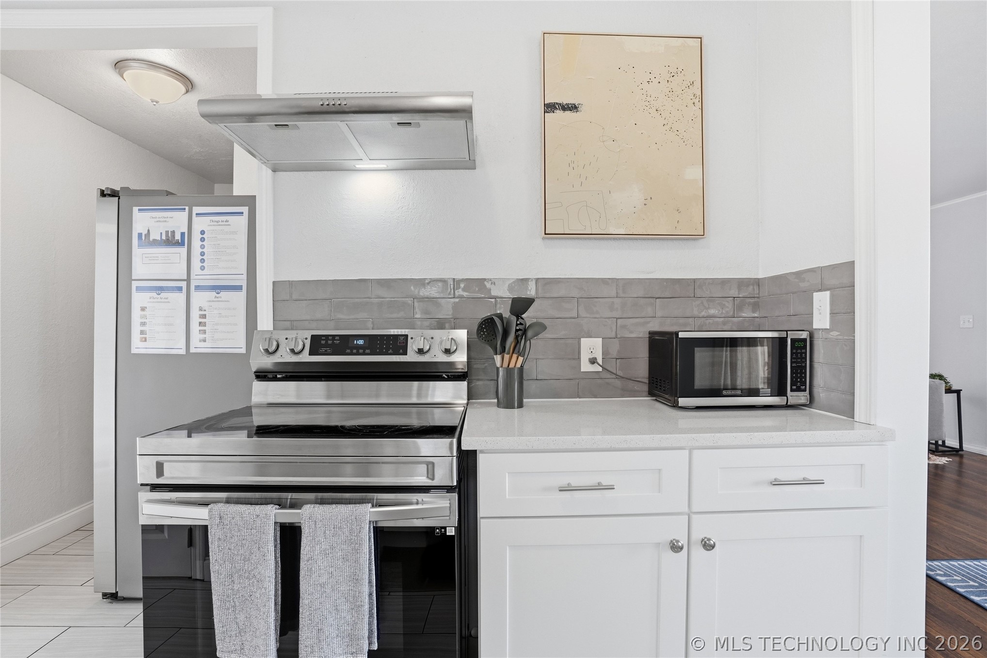 1104 E 35th Place Property Photo 17