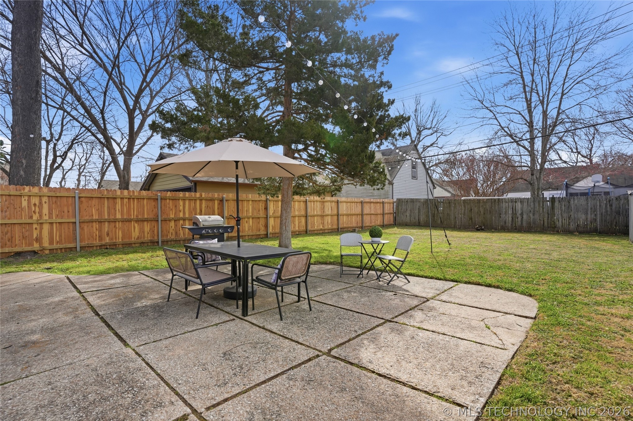 1104 E 35th Place Property Photo 57