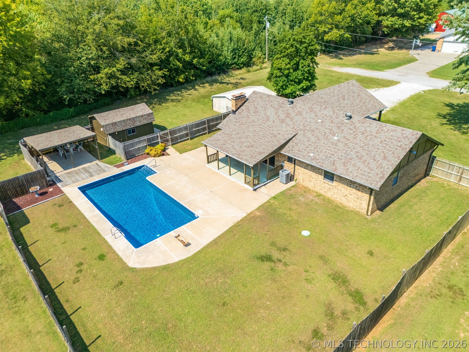 15536 E Anderson Drive Property Photo 3