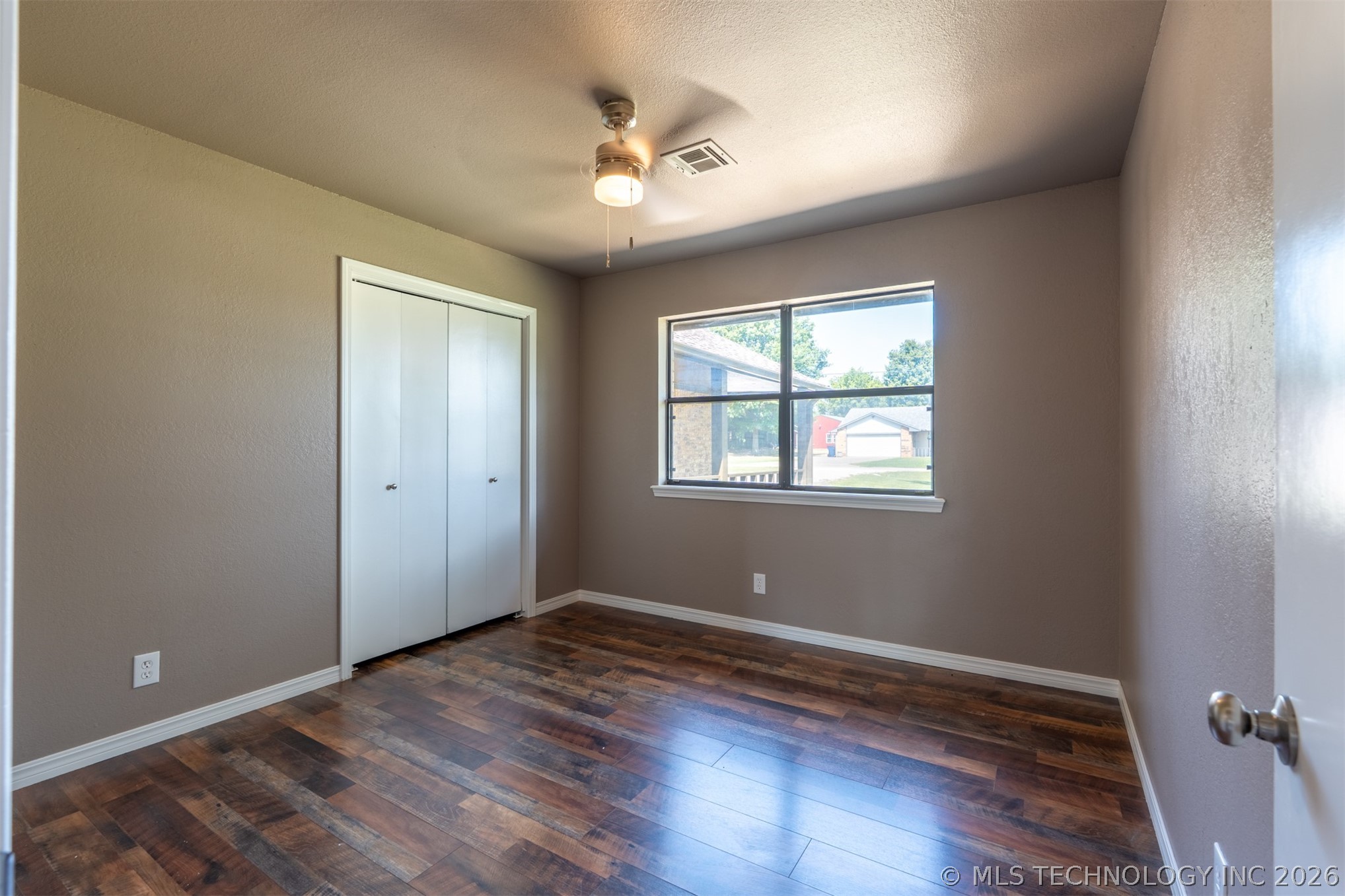15536 E Anderson Drive Property Photo 28