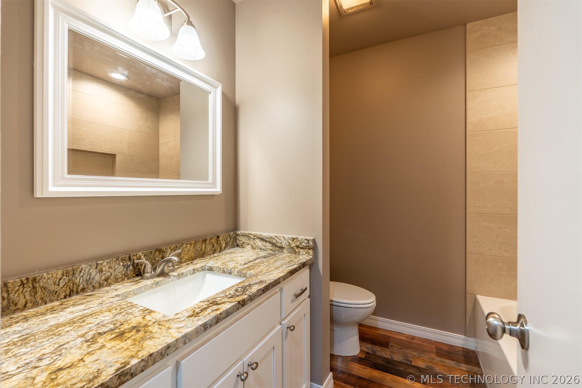 15536 E Anderson Drive Property Photo 29