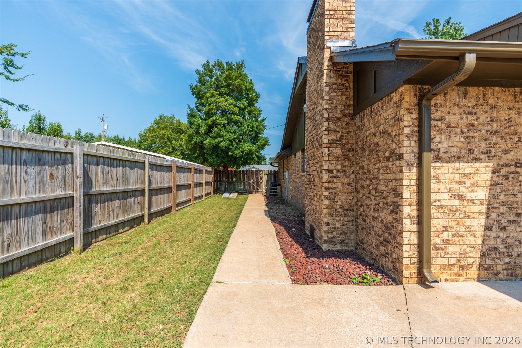 15536 E Anderson Drive Property Photo 43