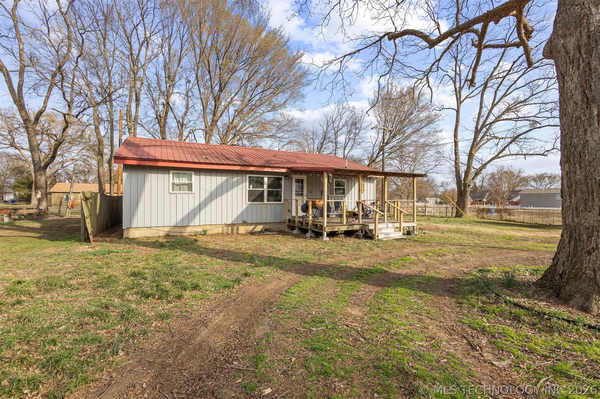 510 N Brackett Street Property Photo 2
