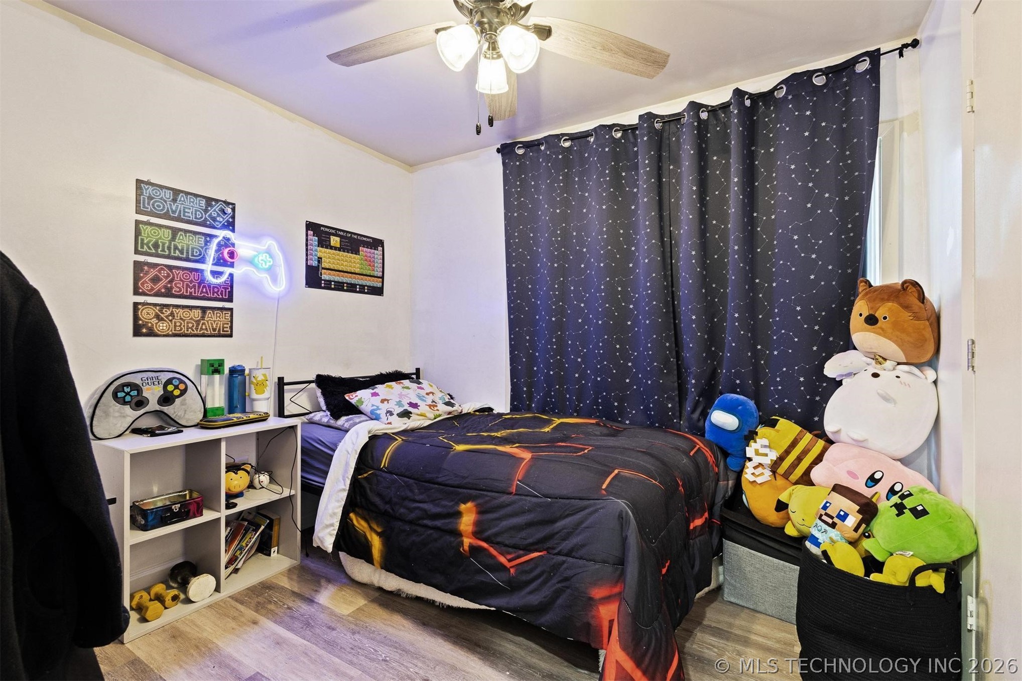 510 N Brackett Street Property Photo 15