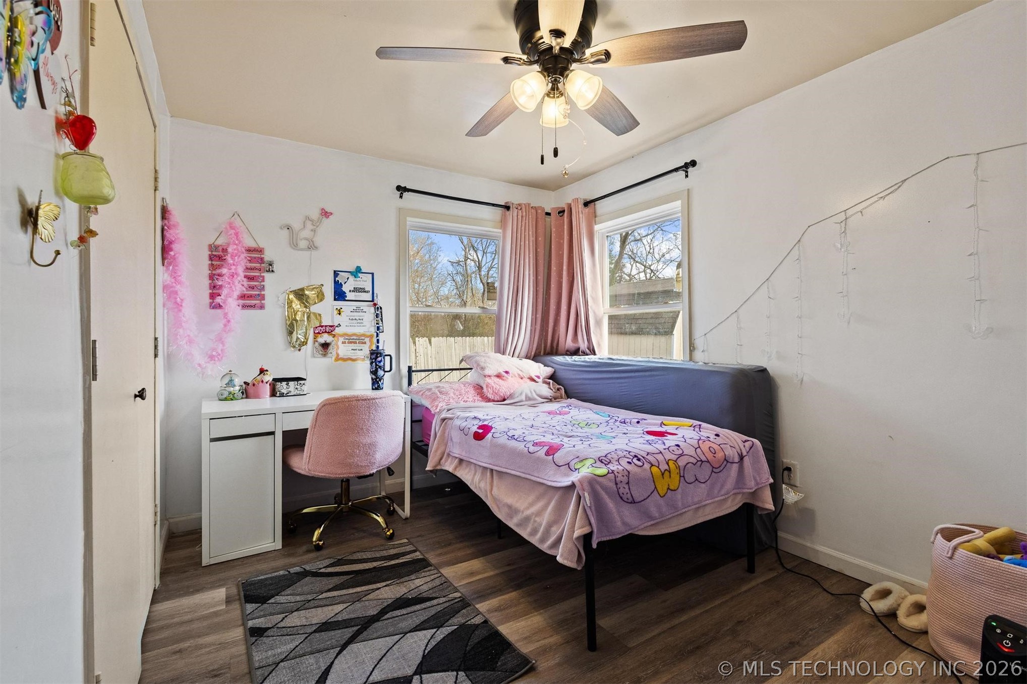 510 N Brackett Street Property Photo 17