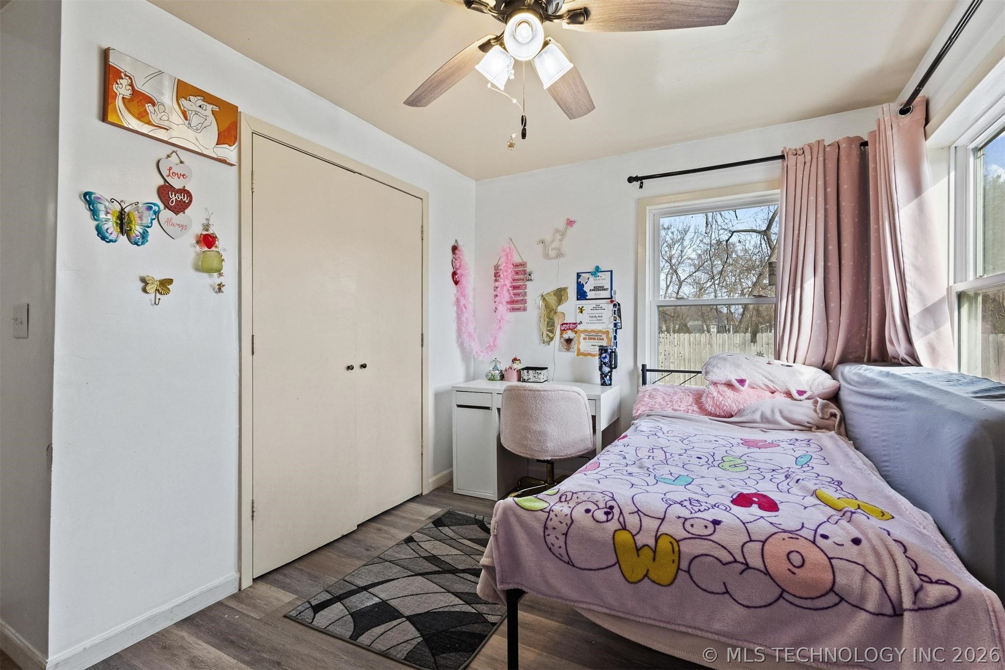 510 N Brackett Street Property Photo 18