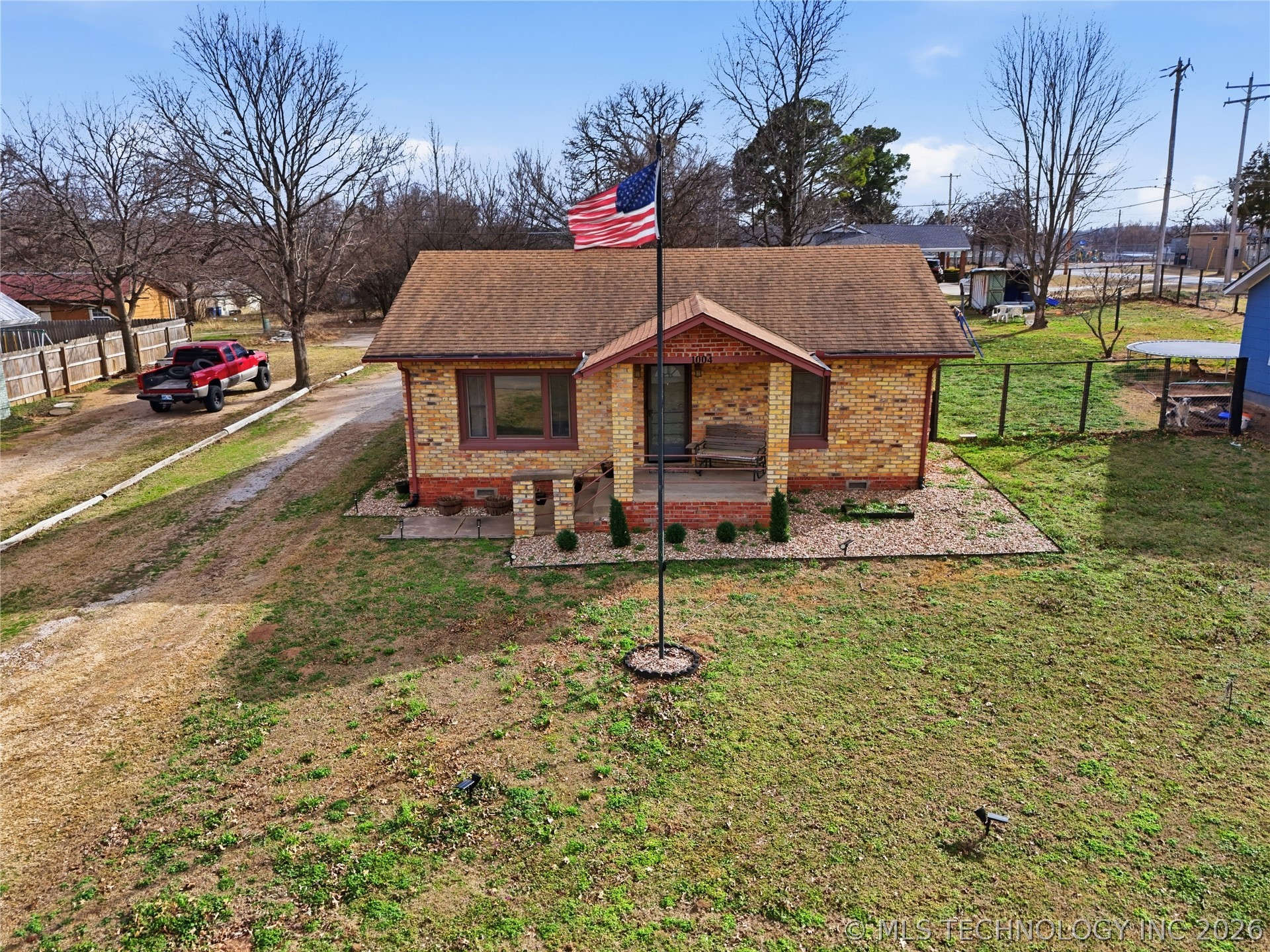 1004 W Pawnee Street Property Photo 1