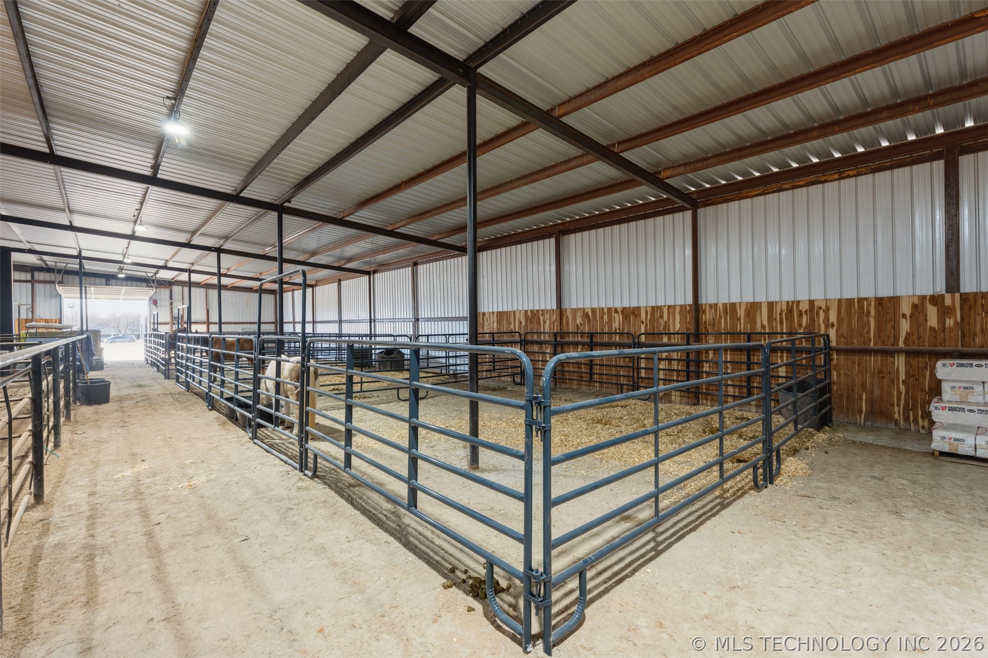13354 E 520 Road Property Photo 17