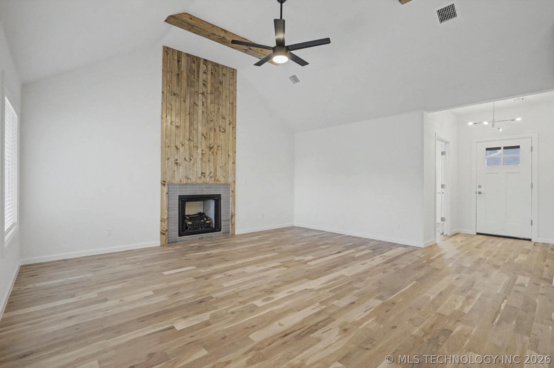 10652 S 226th East Avenue Property Photo 6