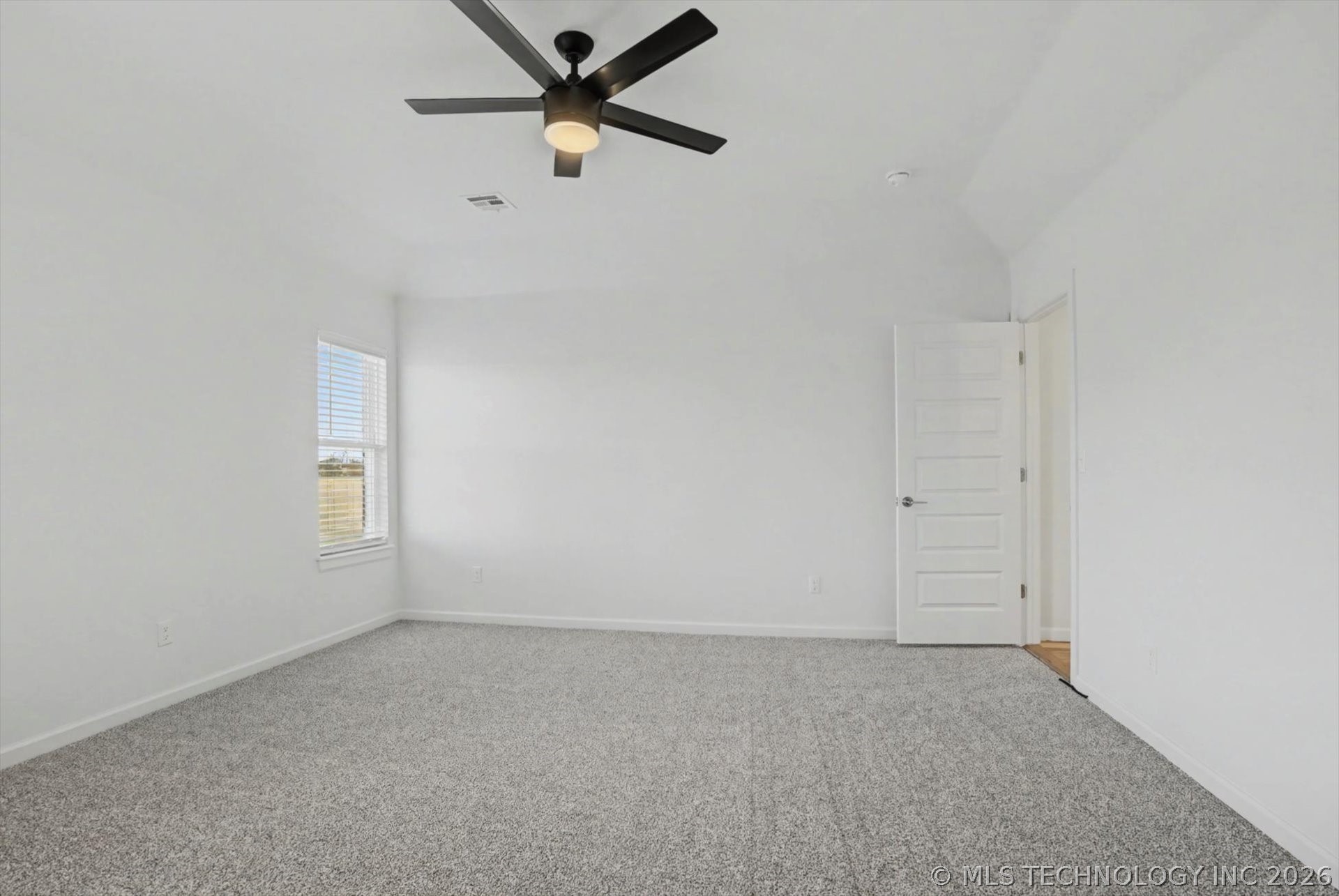 10652 S 226th East Avenue Property Photo 14