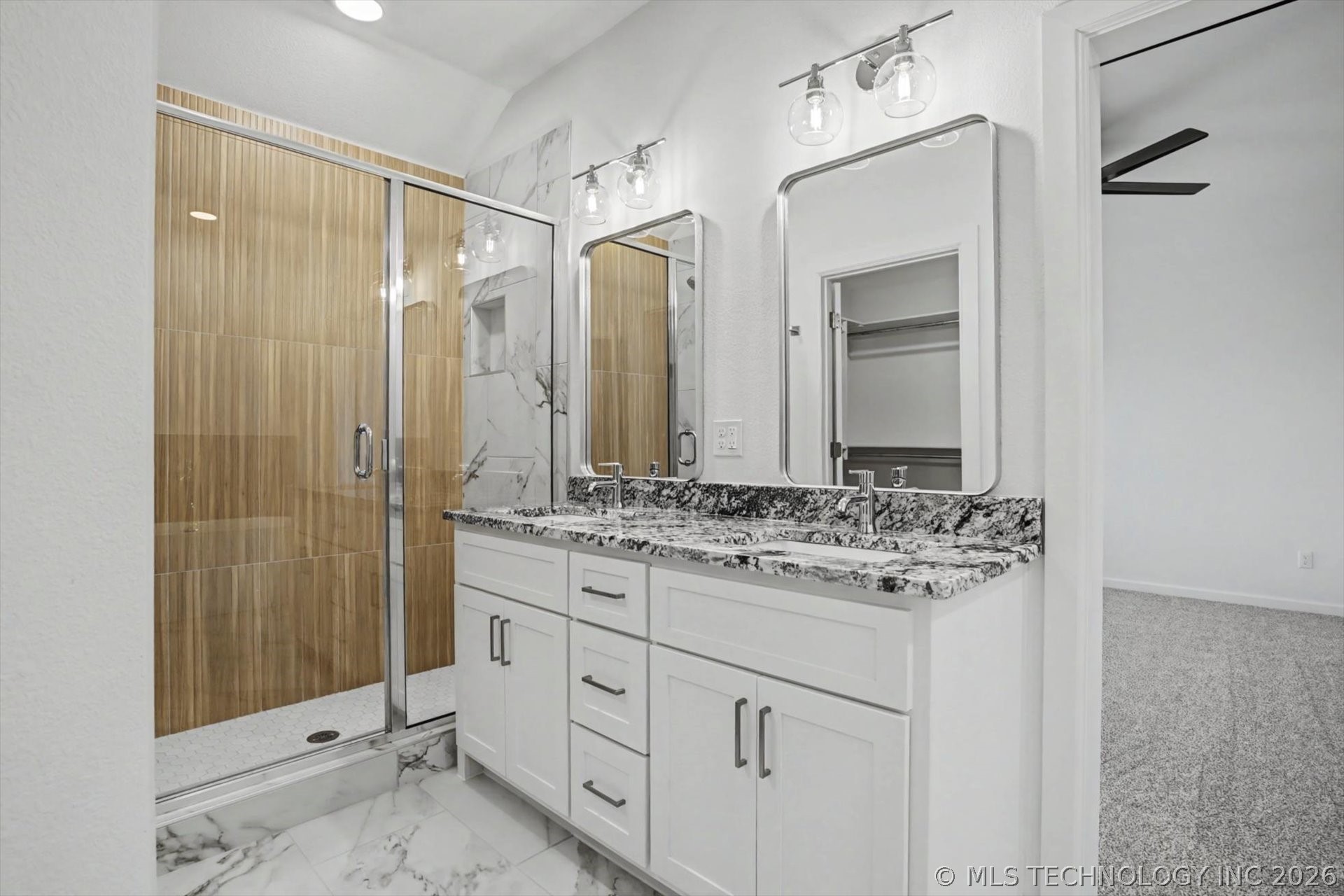 10652 S 226th East Avenue Property Photo 15