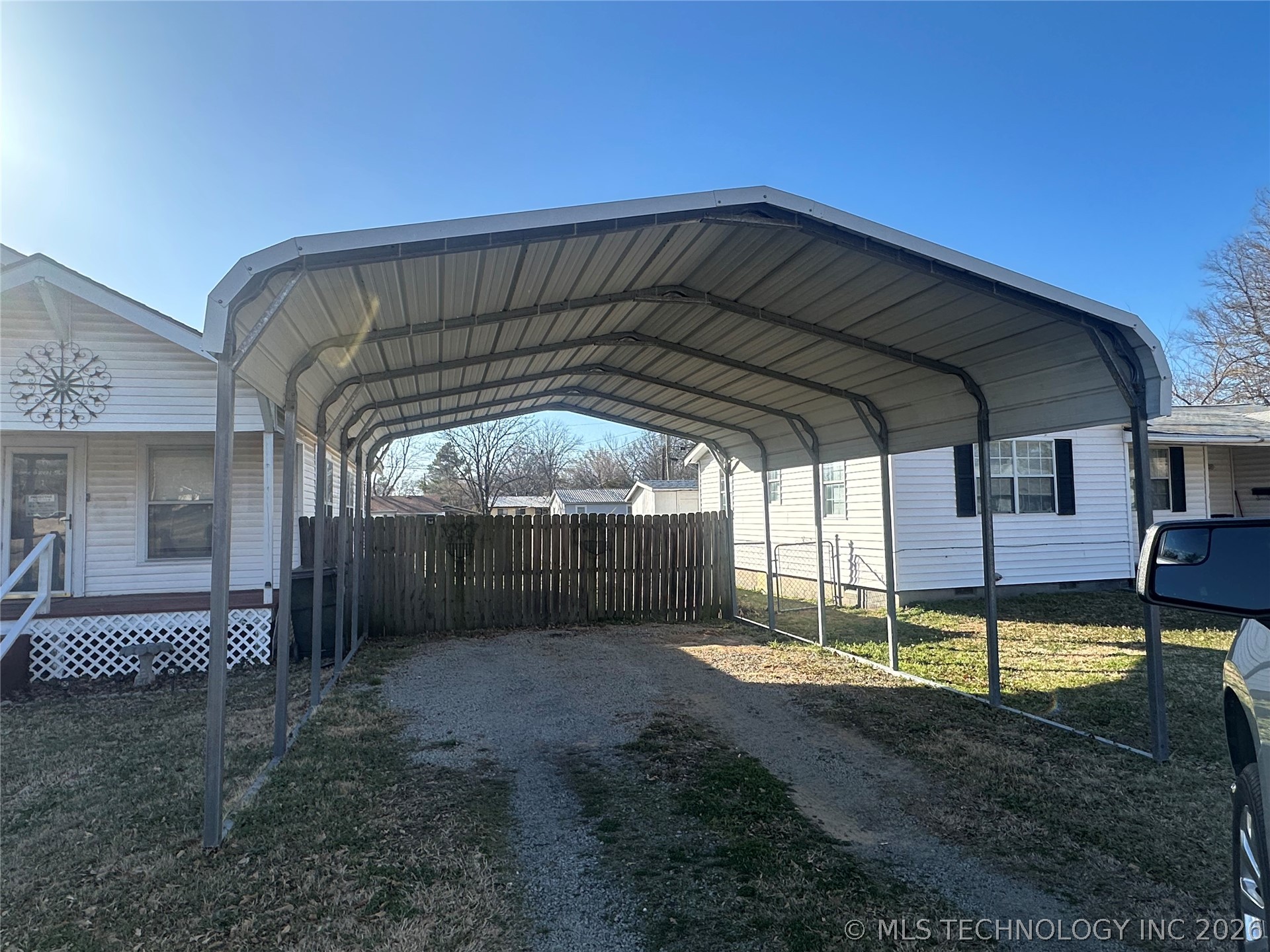 720 S Liberty Avenue Property Photo 3