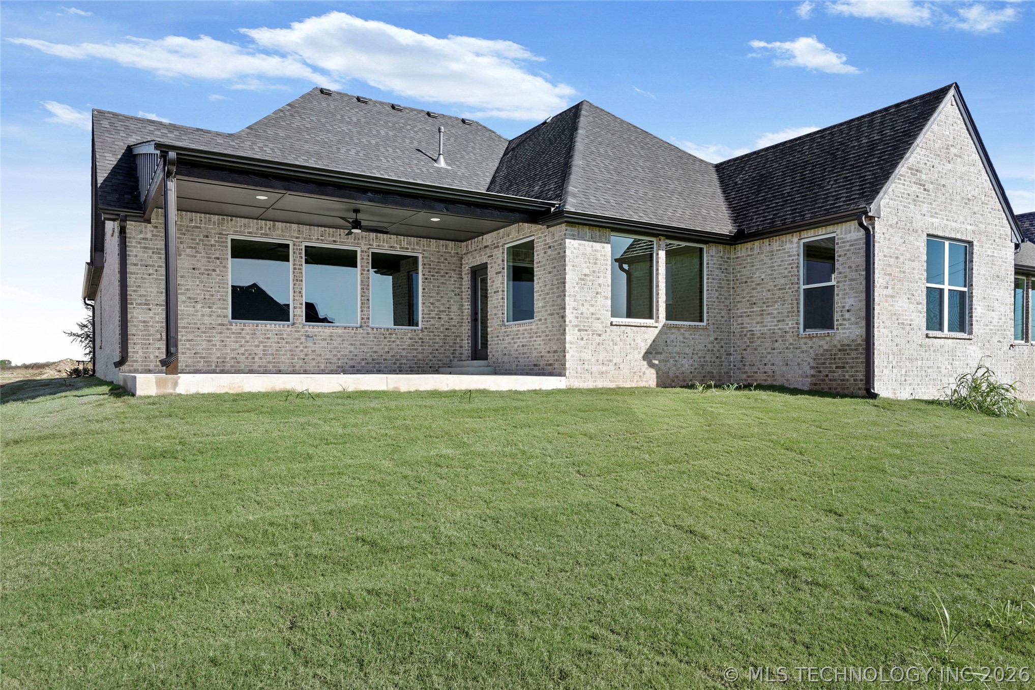 2718 E 134th Circle Property Photo 45
