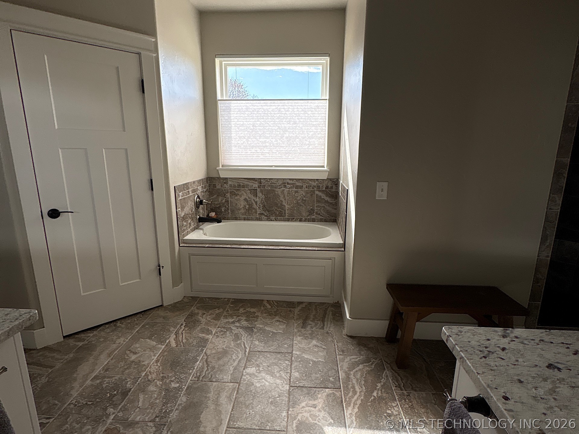 2323 N Oak Grove Road Property Photo 52