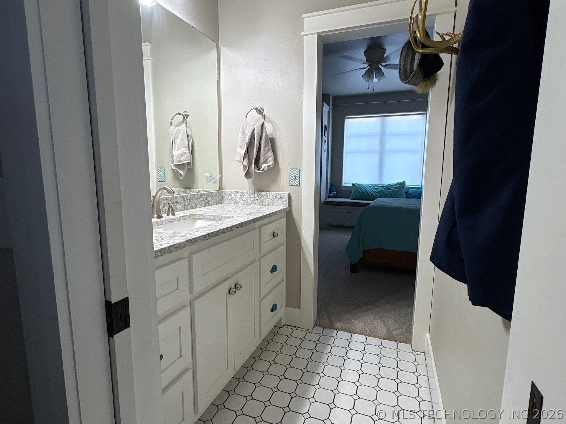 2323 N Oak Grove Road Property Photo 62