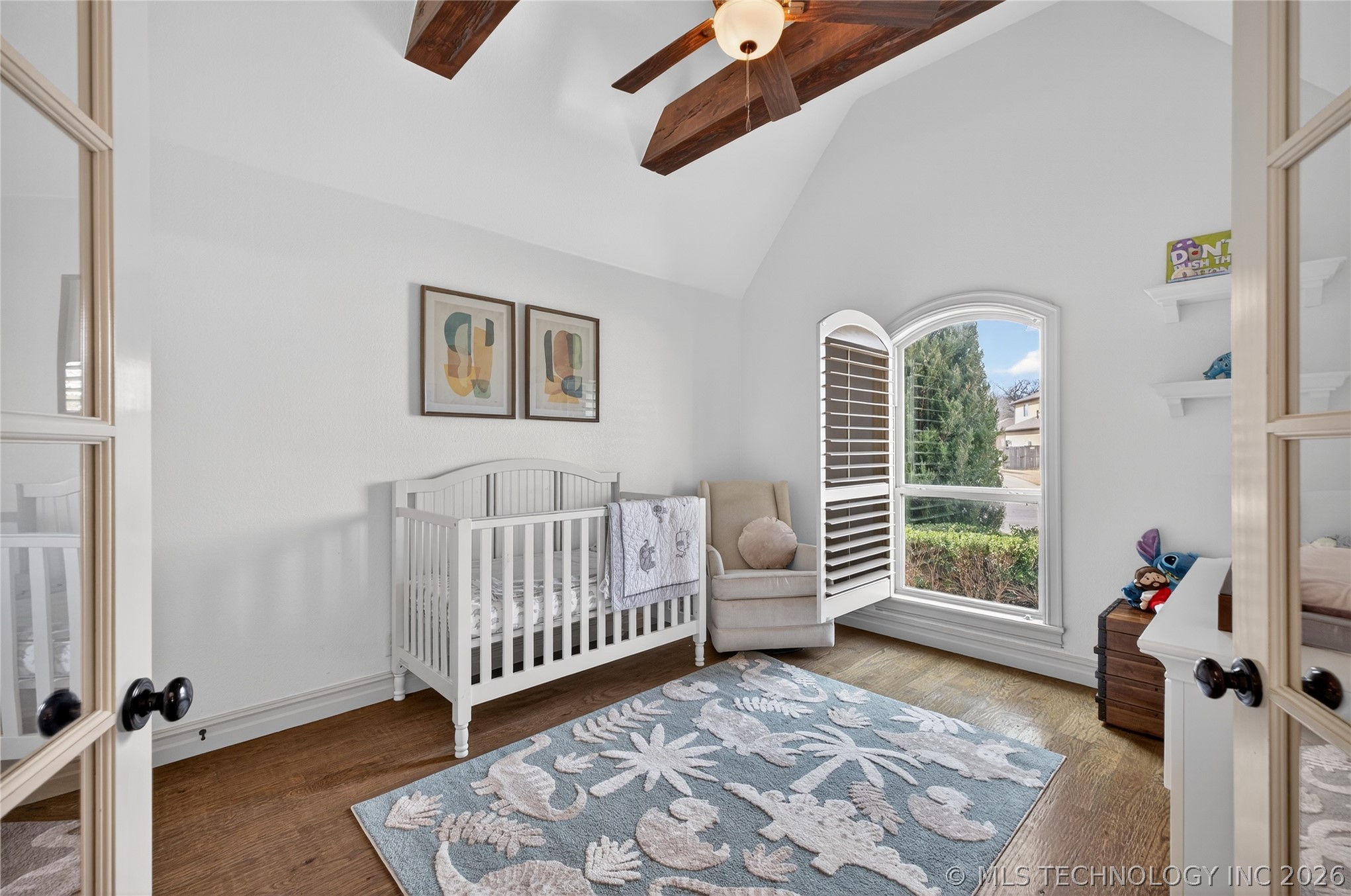 11813 S New Haven Avenue Property Photo 5