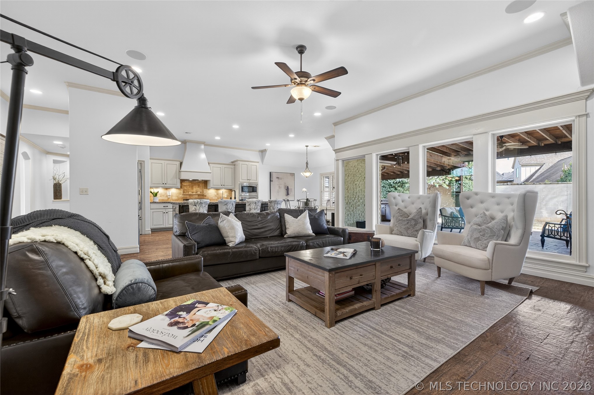 11813 S New Haven Avenue Property Photo 10